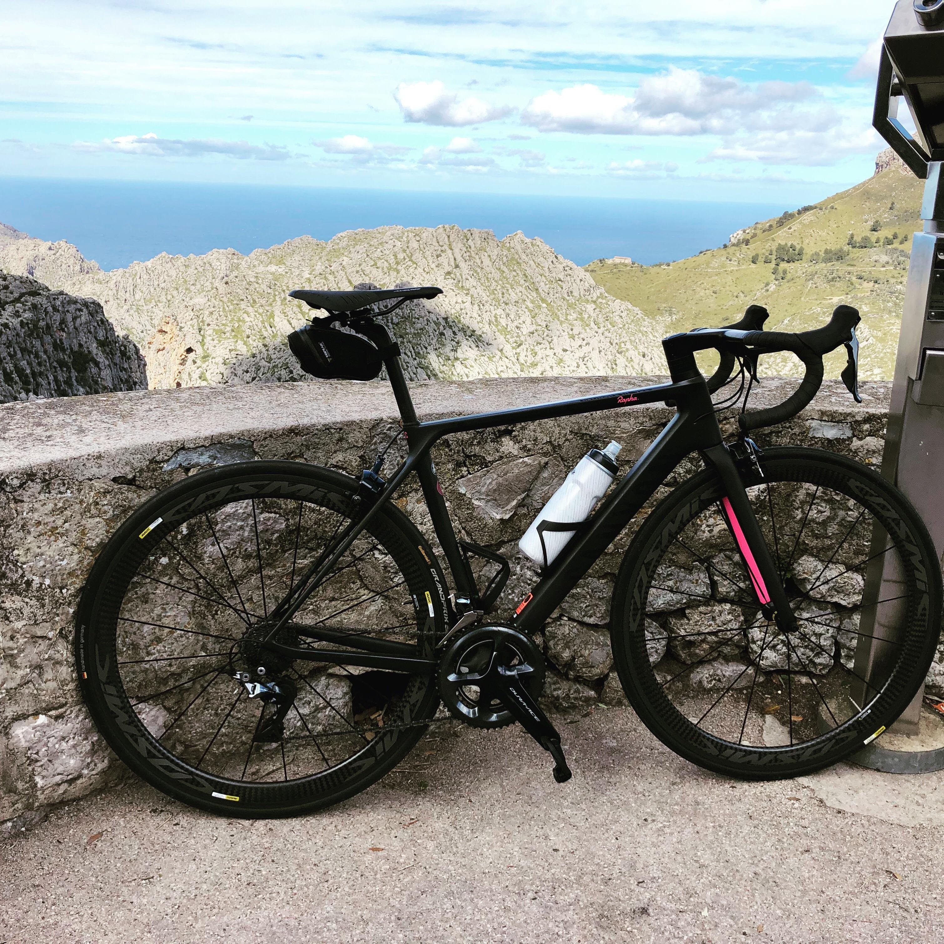 First time riding in Mallorca, and I got this great Canyon rental bike
