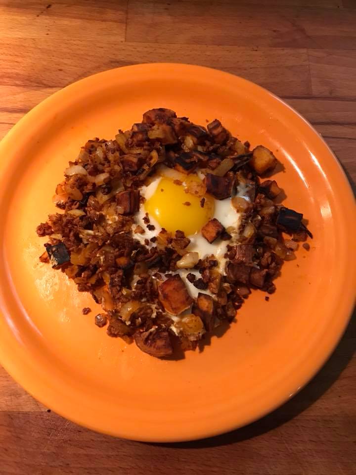 [homemade] Sweet potato & soy chorizo hash with fried egg. r/food