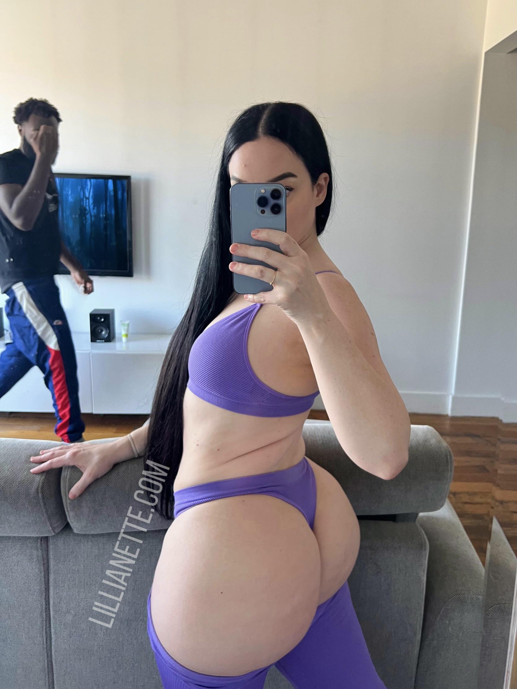 We're back💟New video tmrw : u/-lillianette-