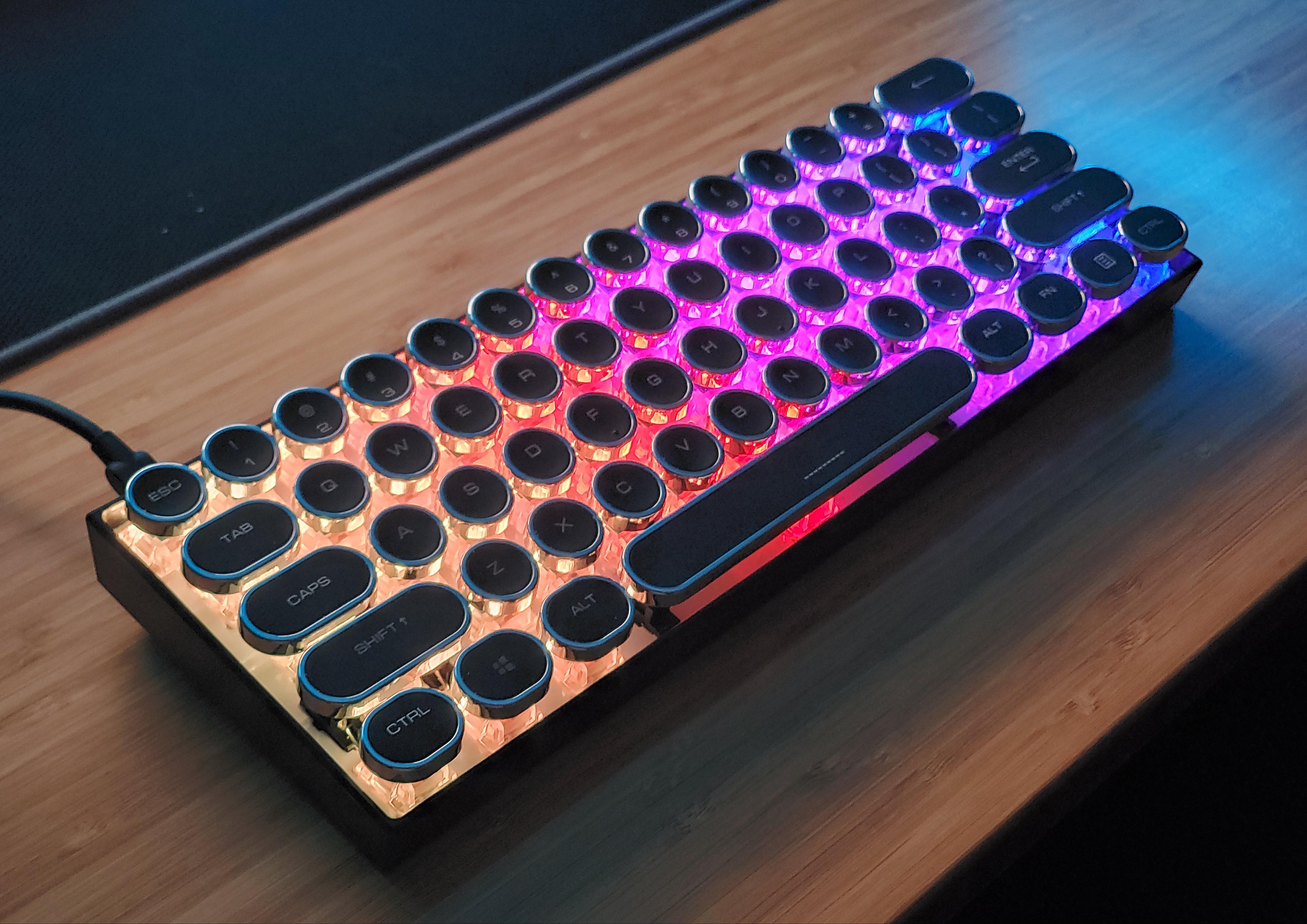 My Anne pro with retro typewriter keys...pleasantly surprised : r