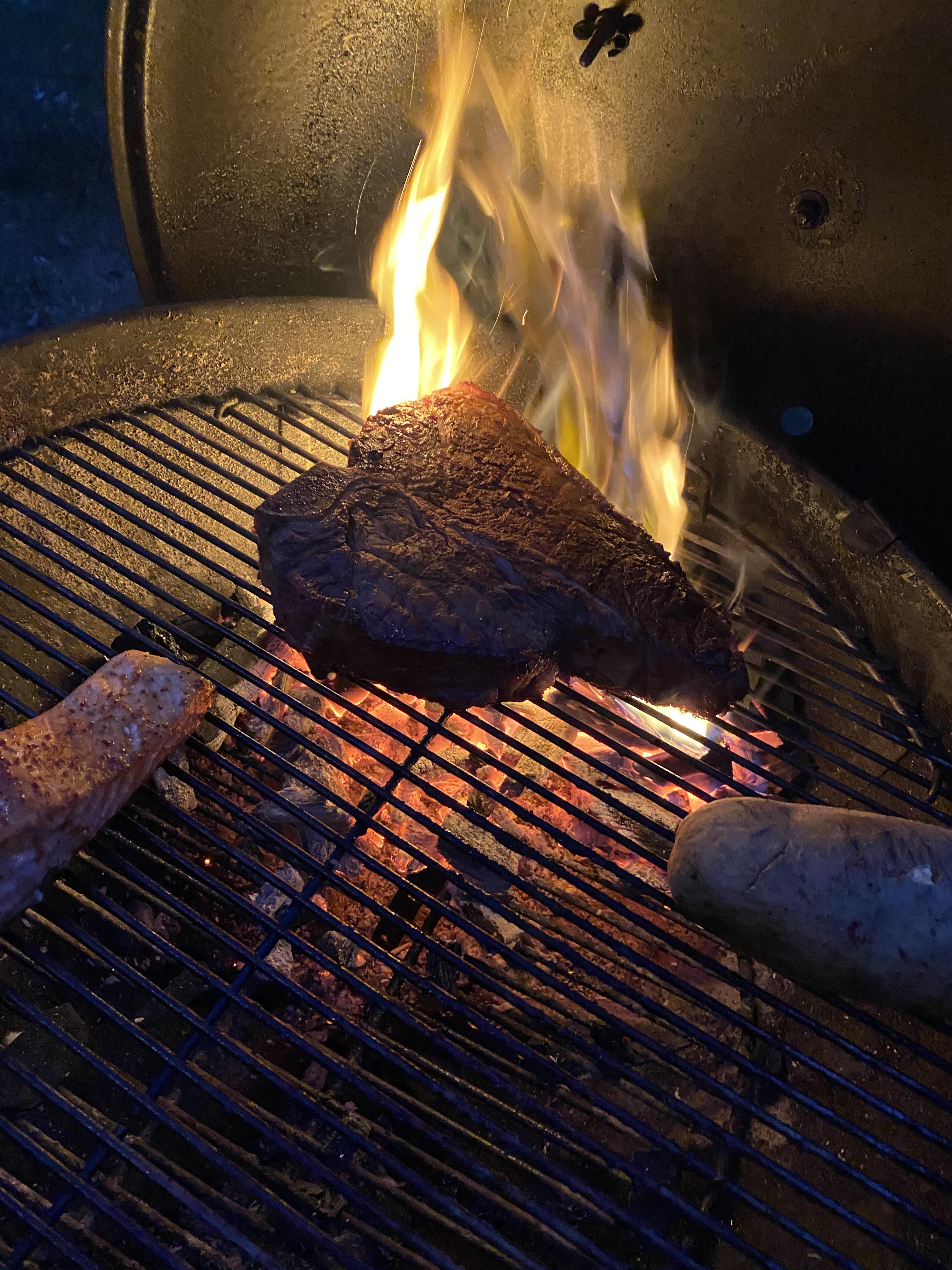 Searing a 3lb porterhouse steak on the er Kettle. r/webergrills