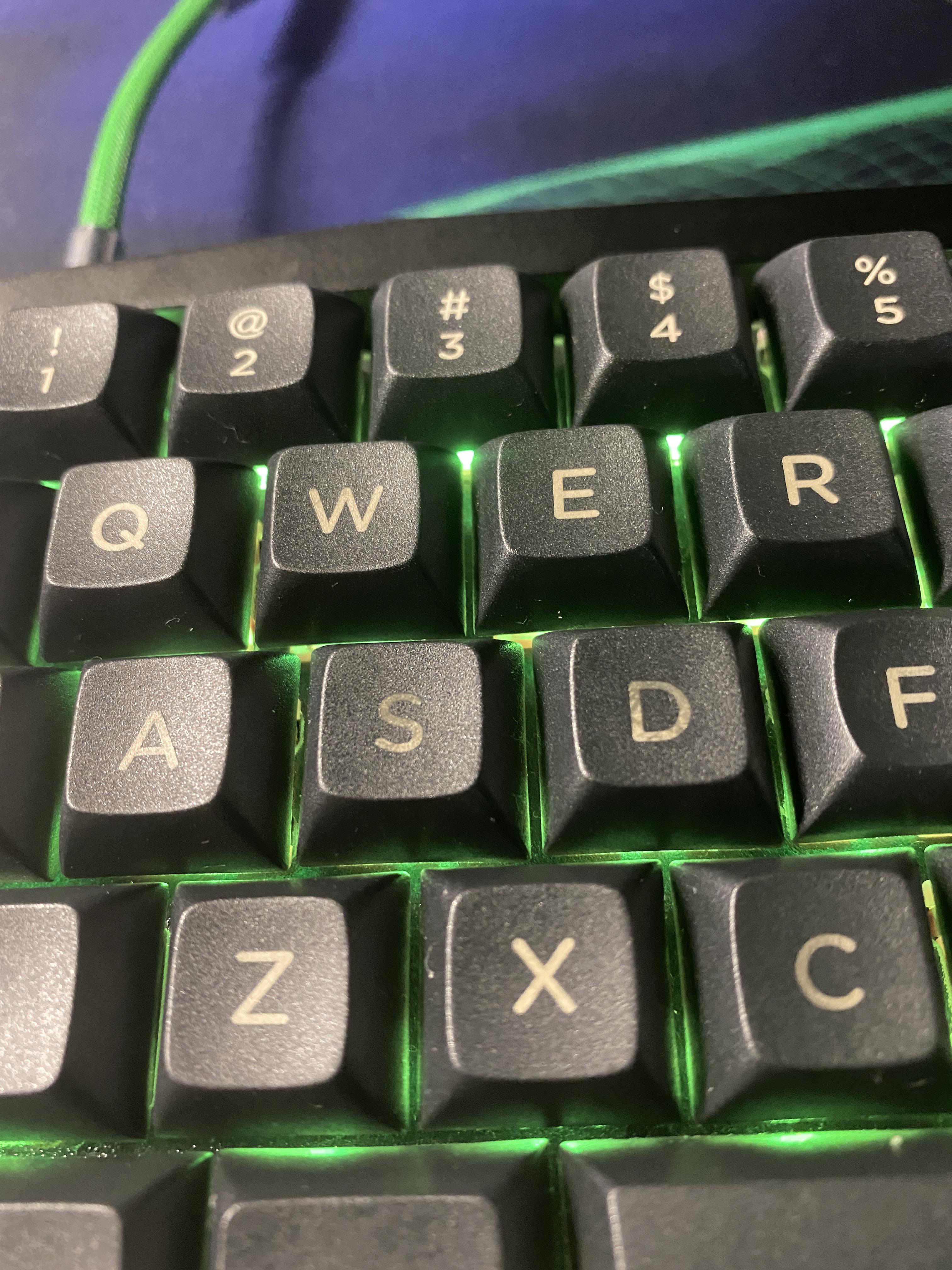 “Laseretched” Keycaps from taobao started to fade after a days of use