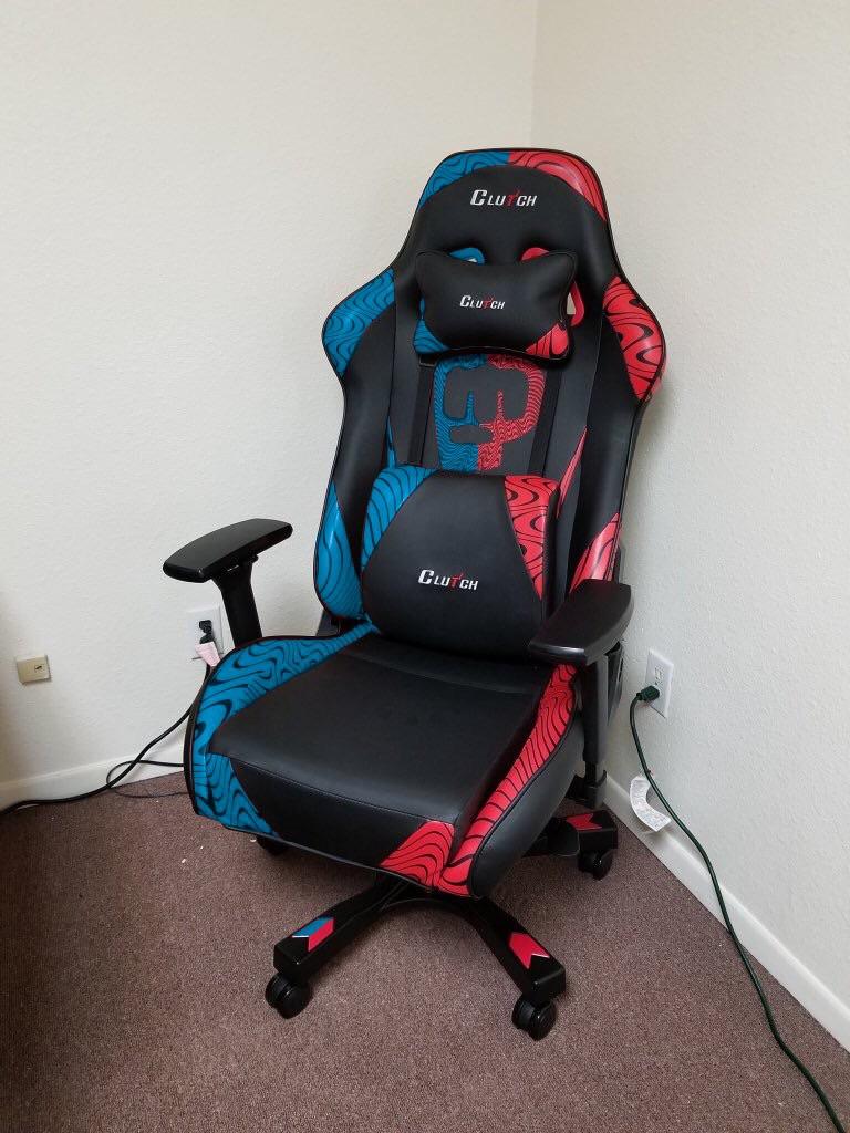 MrBeast and Pewds chair r/pcmasterrace