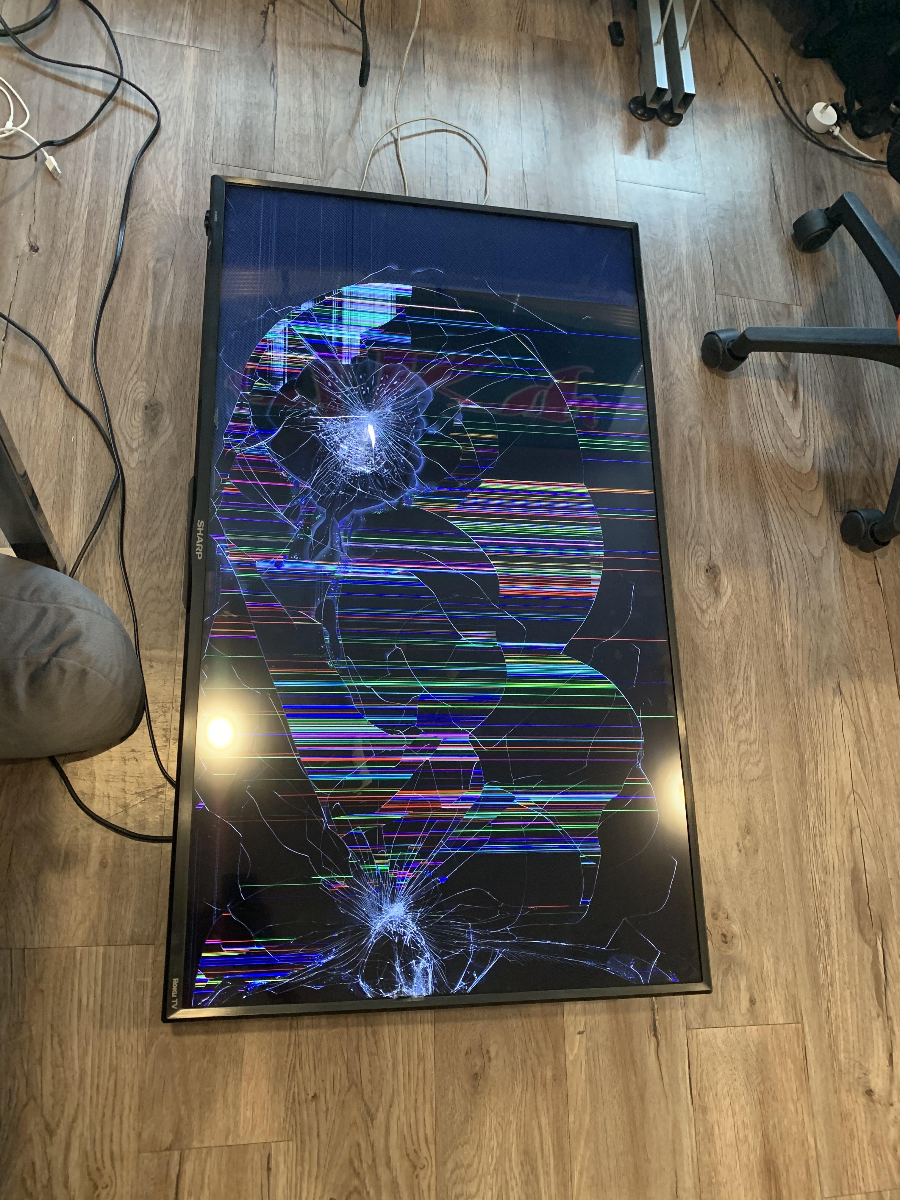 Came home to see my TV had fallen off the wall r/Wellthatsucks