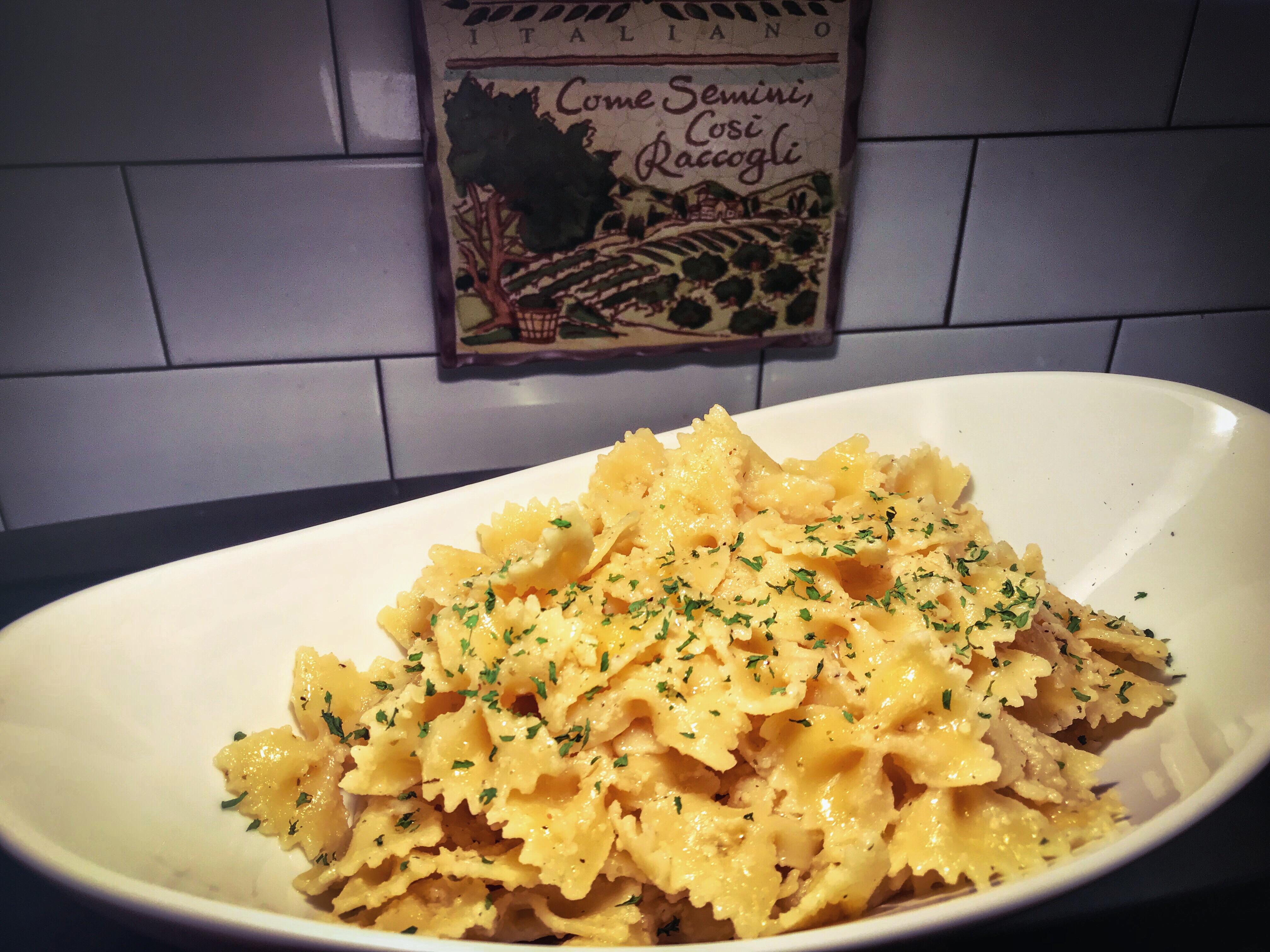 [Homemade] Simple Farfalle with Garlic Butter and Parmesan Cheese r/food