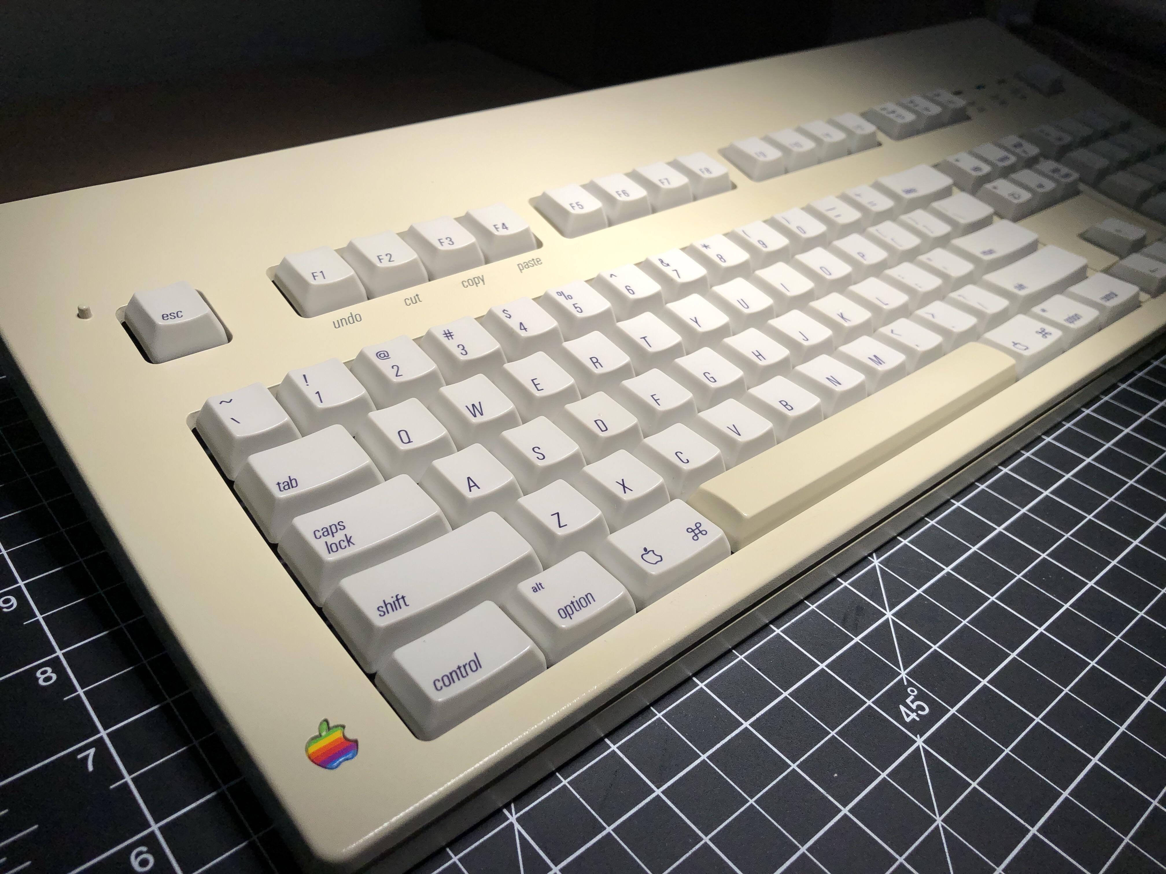 Found and cleaned up an Apple M0115 Extended Keyboard I. Damn this