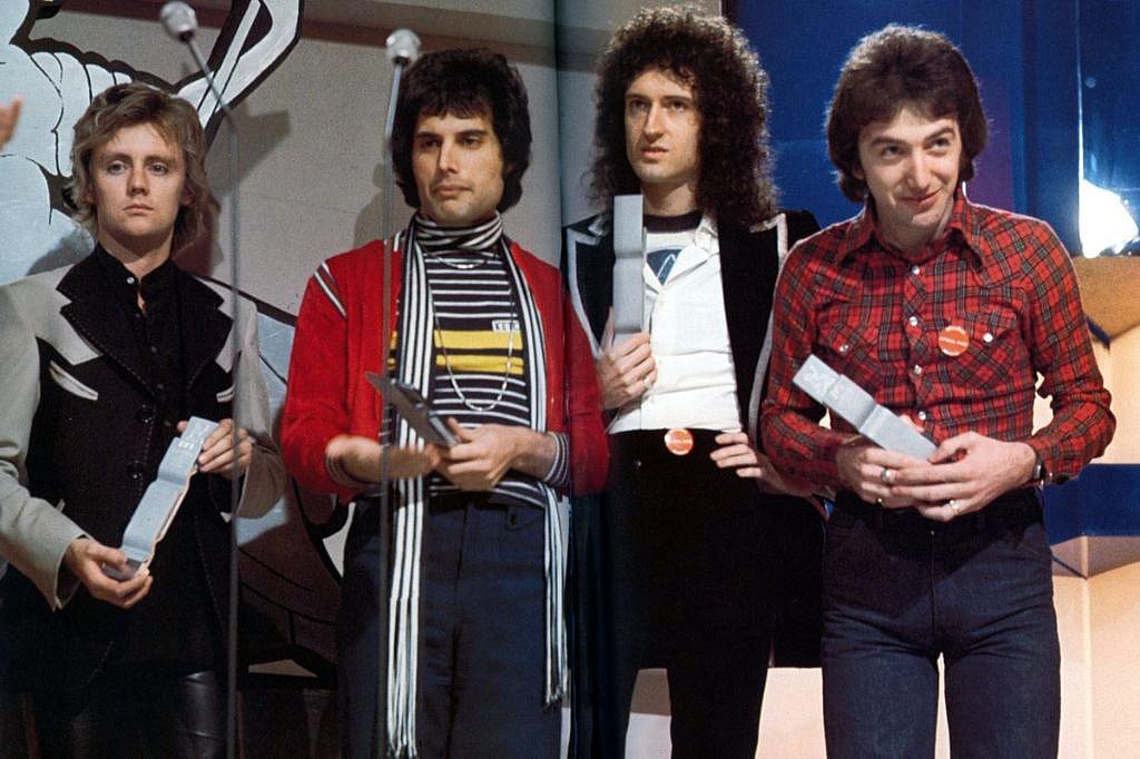 Brit Awards 1977. Queen's Bohemian Rhapsody wins British Single of the