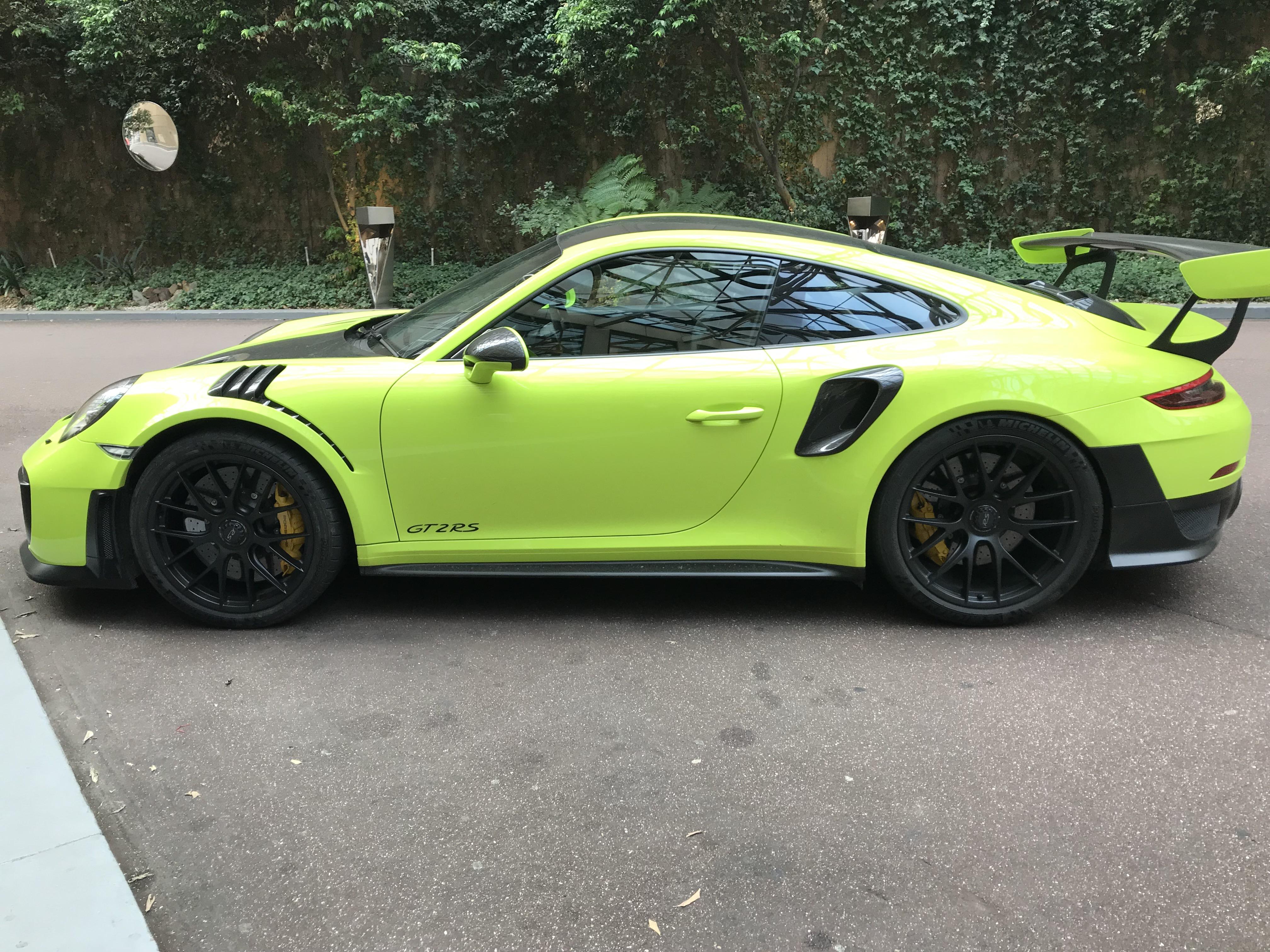 GT2 RS in Acid Green! Spotted in Melbourne, au. Props to the owner for