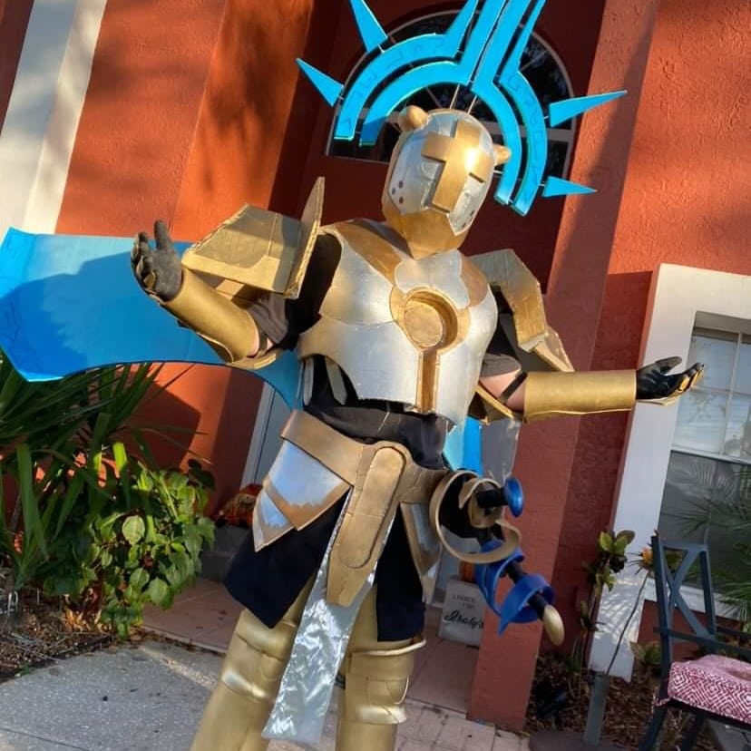 hello r/Ultrakill, here's my Gabriel Ultrakill cosplay. r/Ultrakill