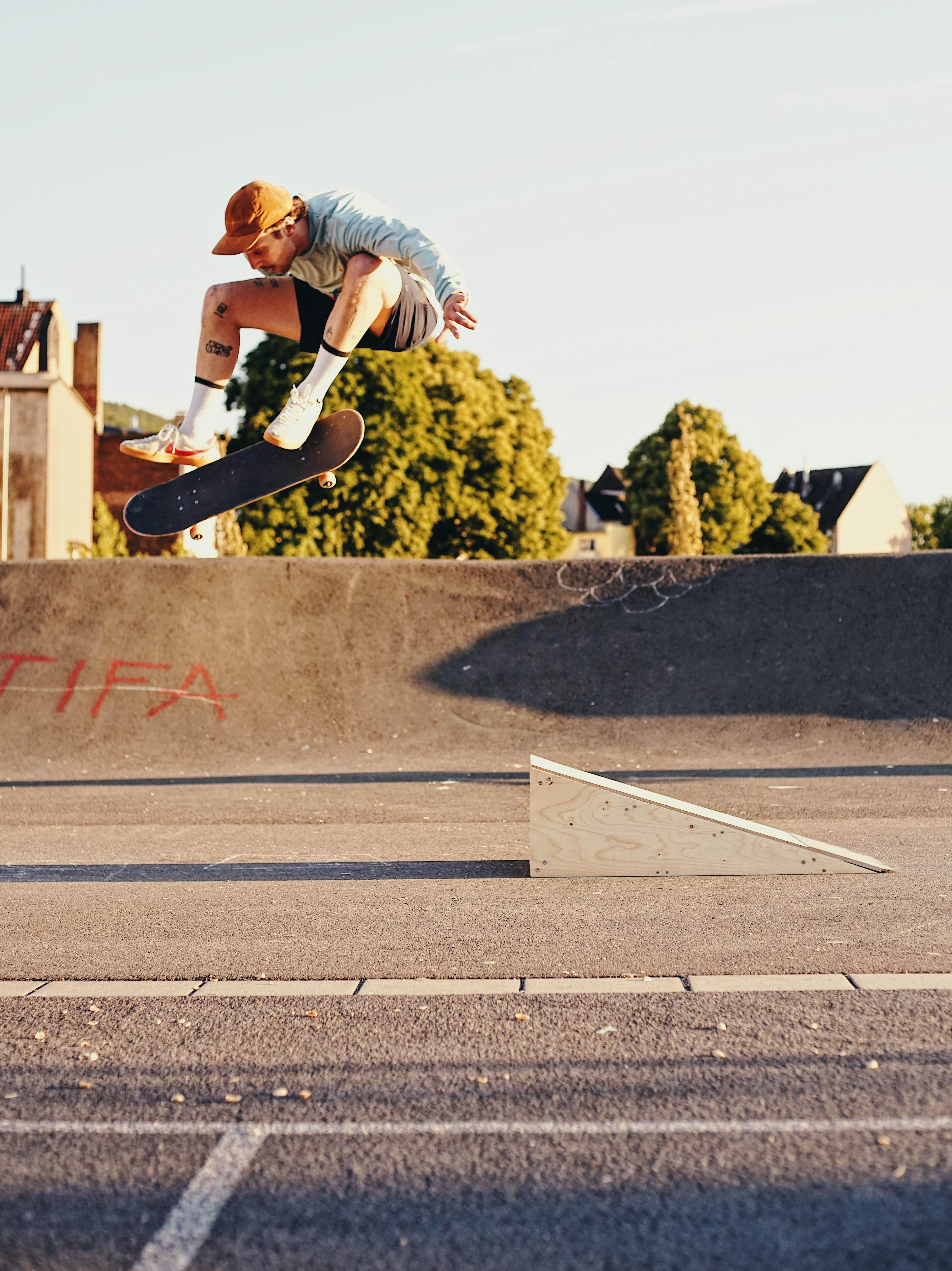 kickflip r/skateboarding