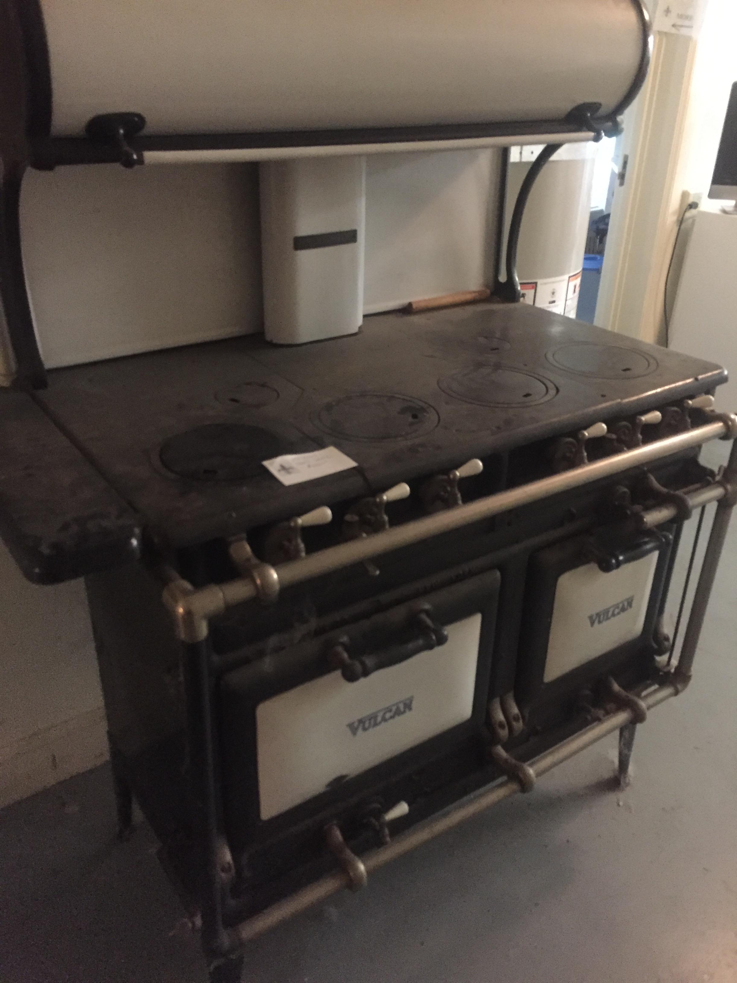 Help needed to identify this Vulcan range, please! r/appliancerepair