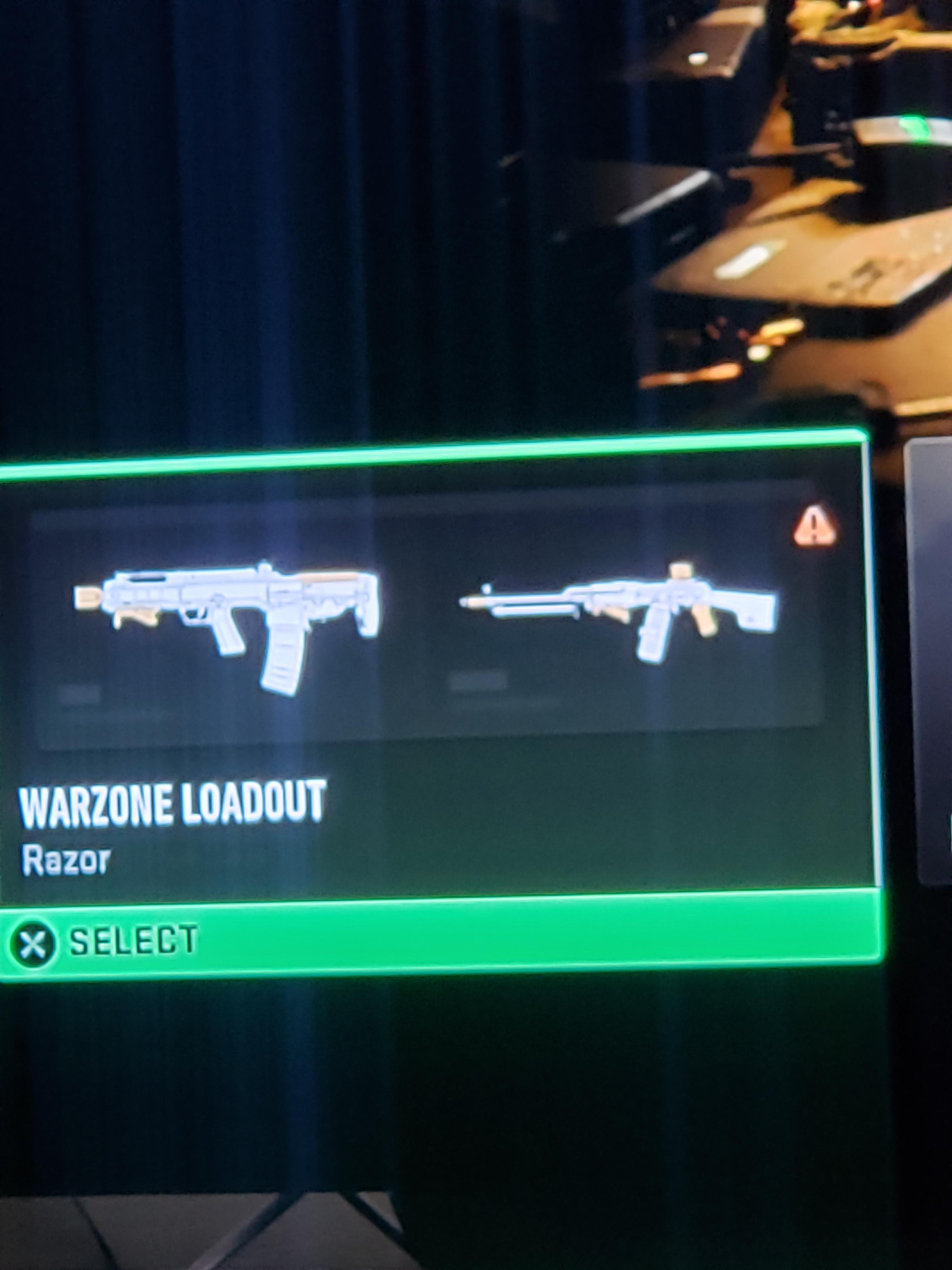 What does red exclamation point mean on weapon load out r/Warzone