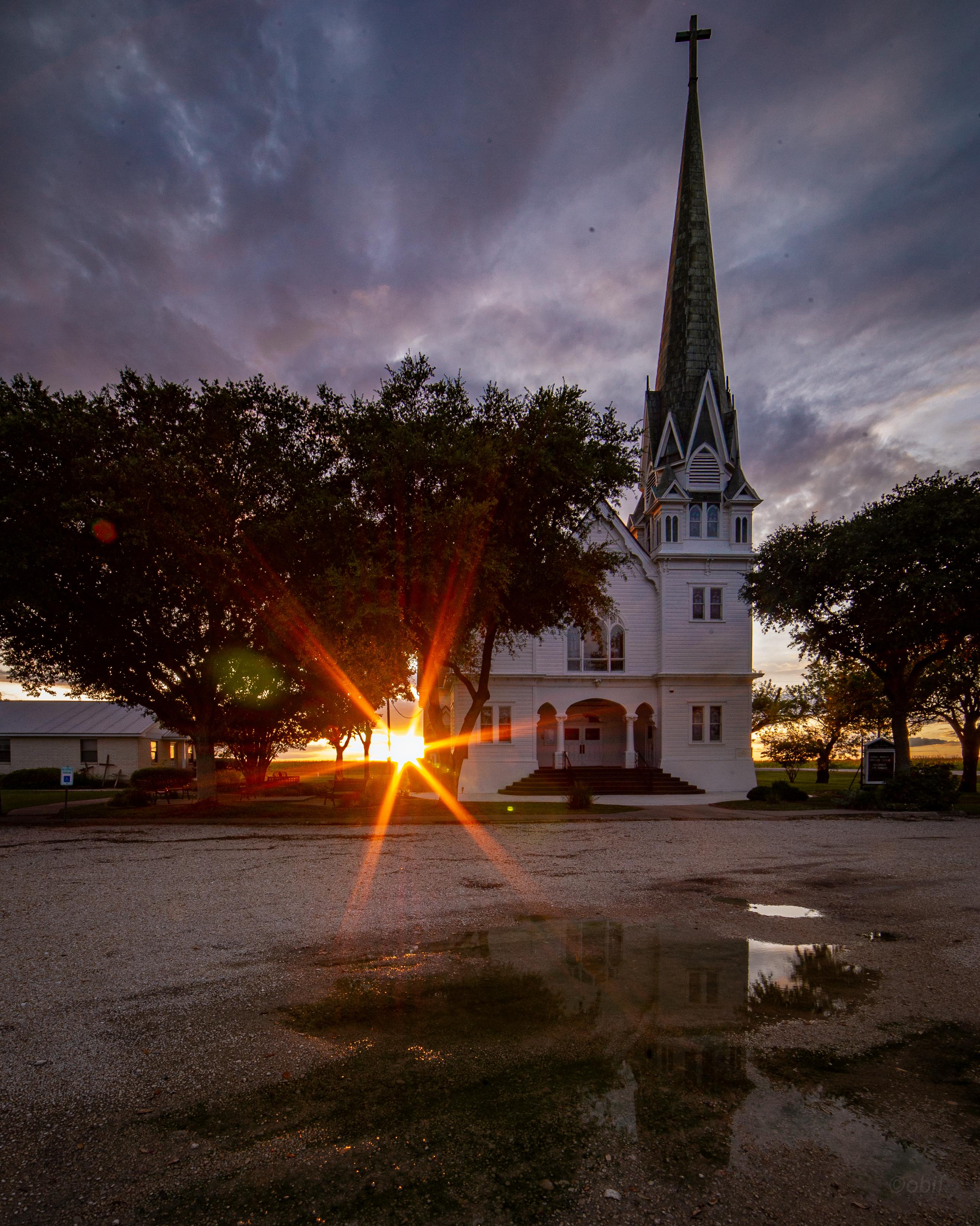 Just east of Austin is the New Sweden Church. It's a beautiful Lutheran