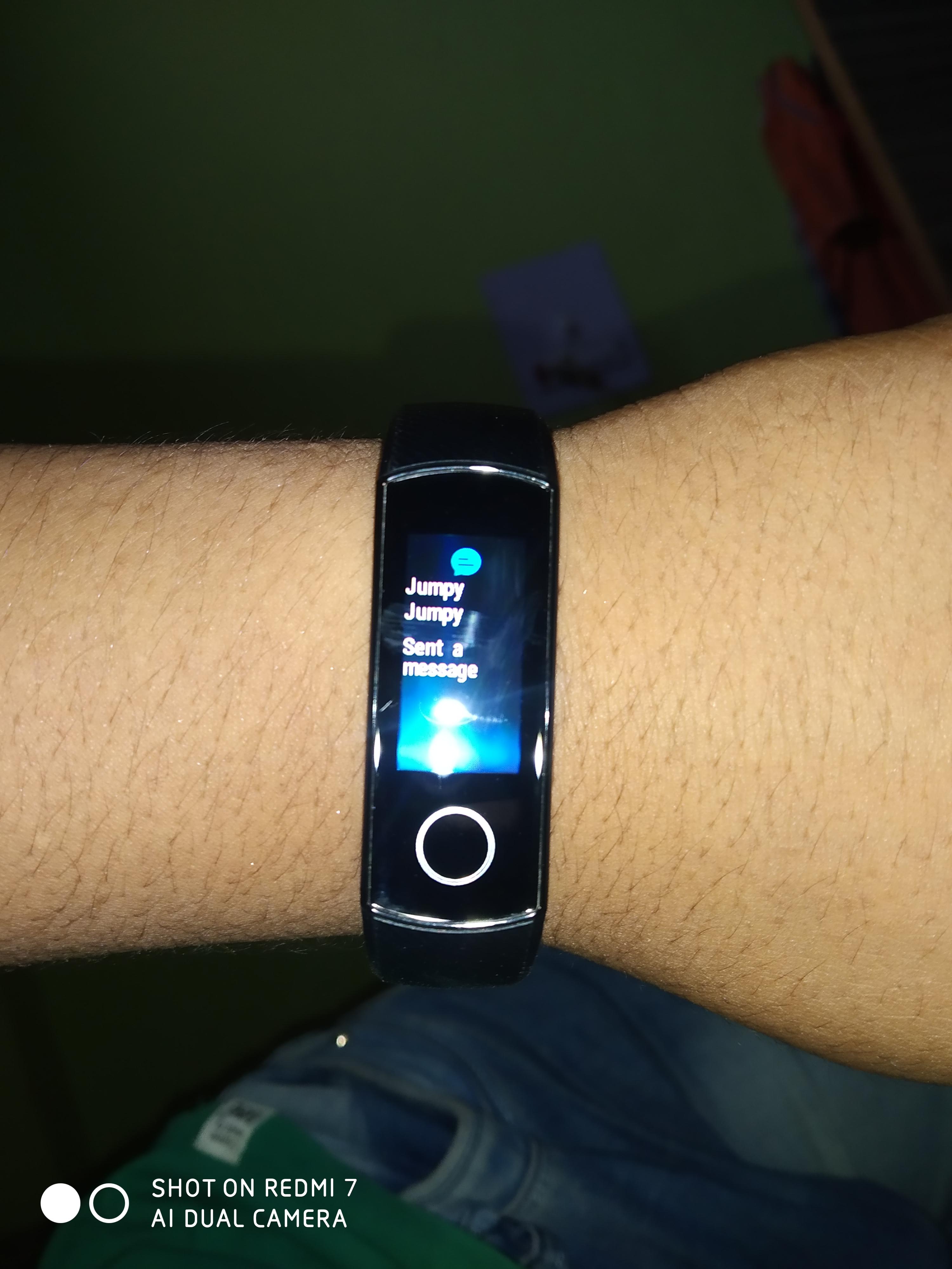 My honor band 5 not show the icon of app in notifications after the 1.1