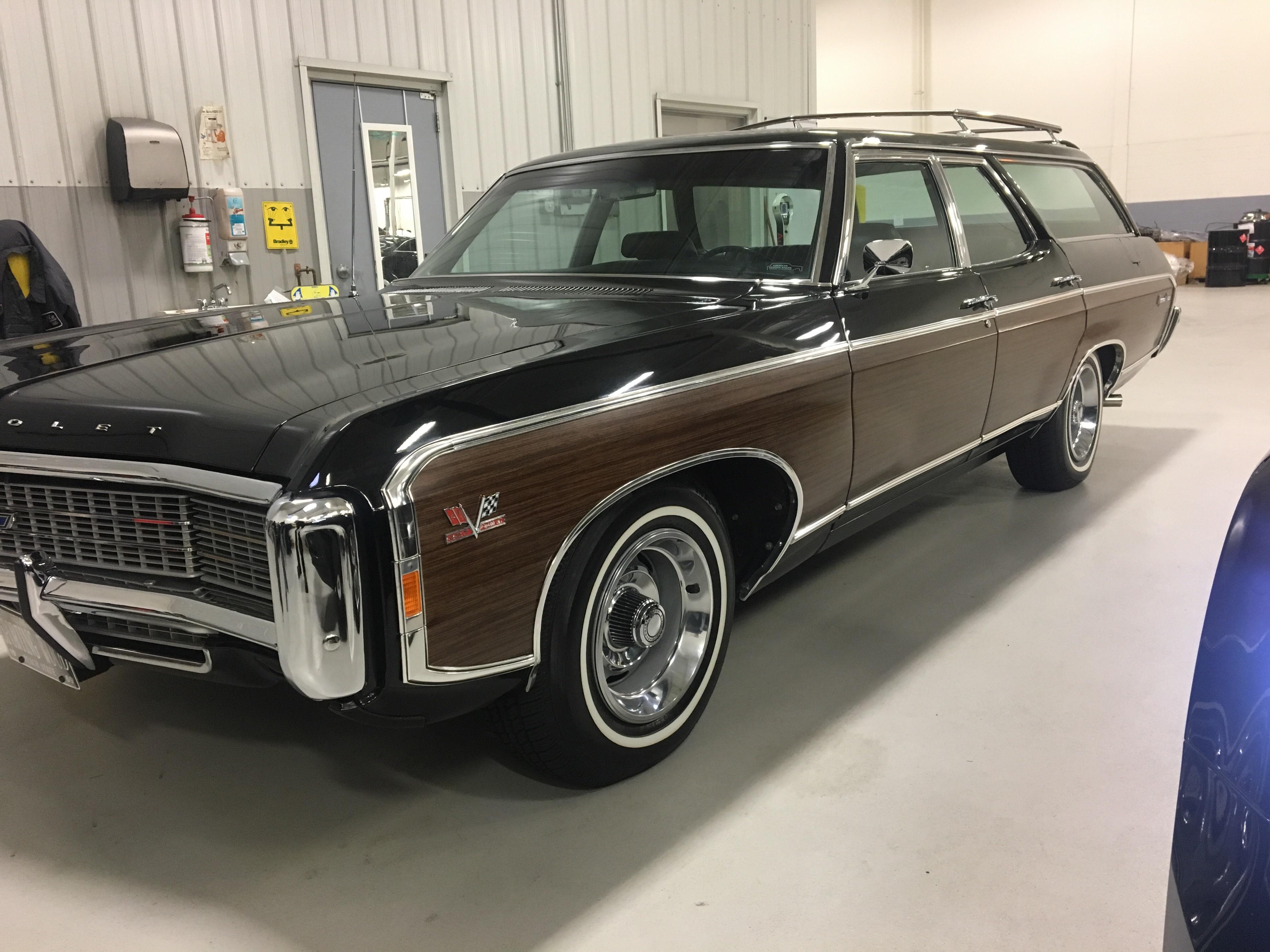 Follow up pic of the 1969 Kingswood with the 427 turbo jet! r/SportWagon