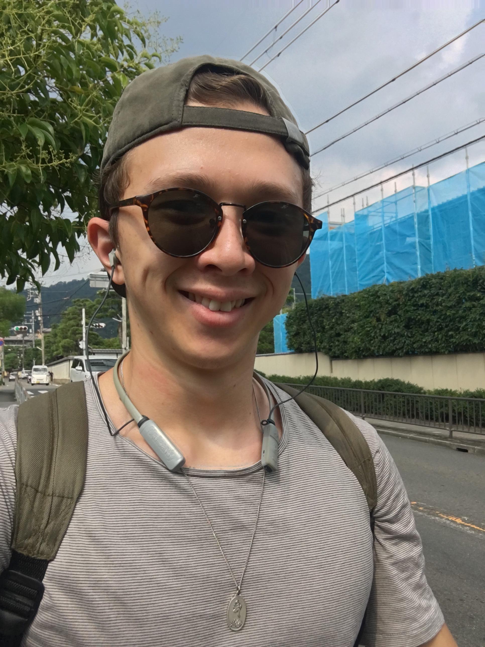 Got these awesome glasses in Japan but lost them at the beach today😔