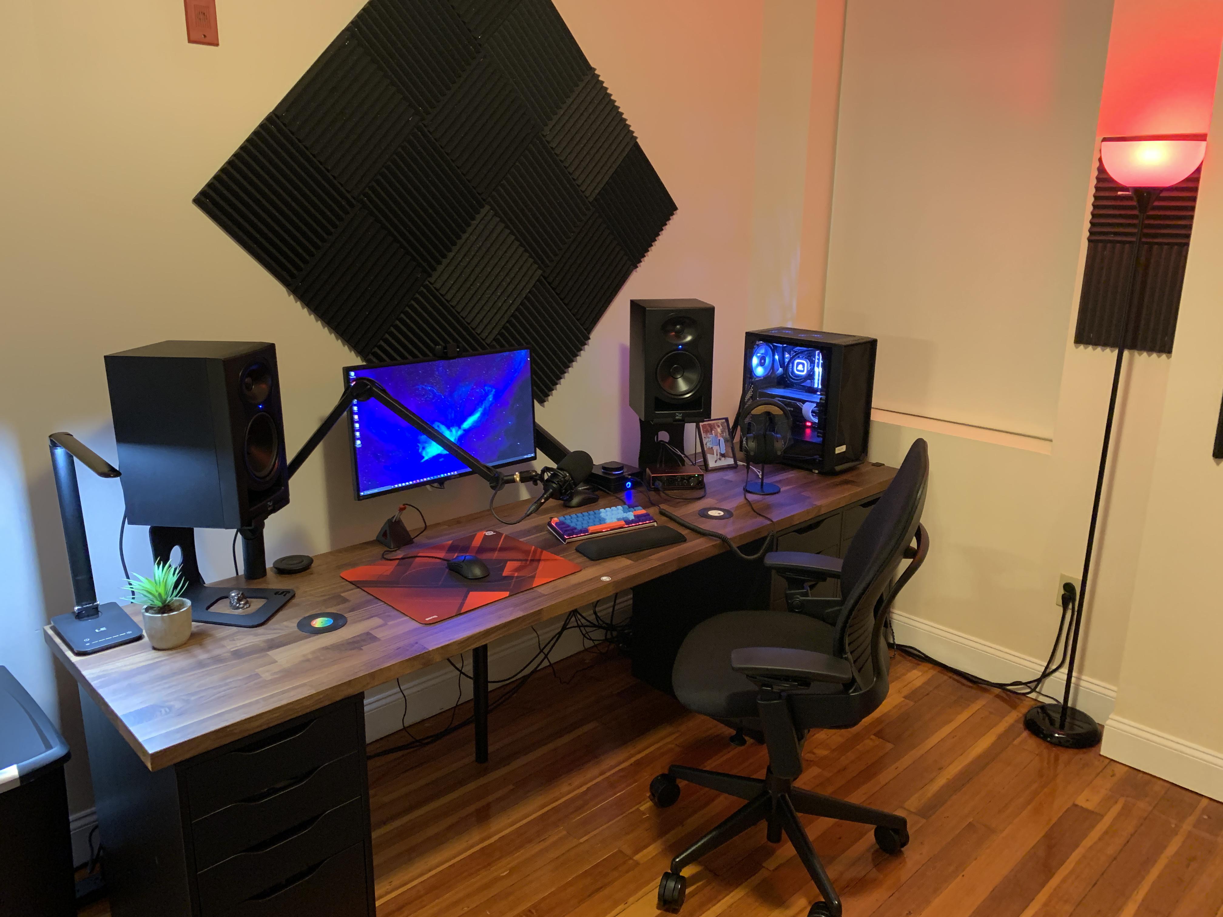 My Top 5 Minimalist Desk Accessories Under 30! desksetup