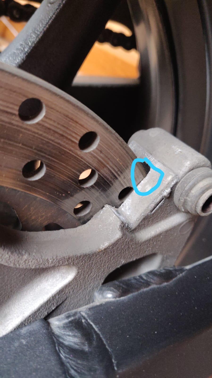 FZ6 S2 2008, rear caliper mount touching the rotor ever so slightly