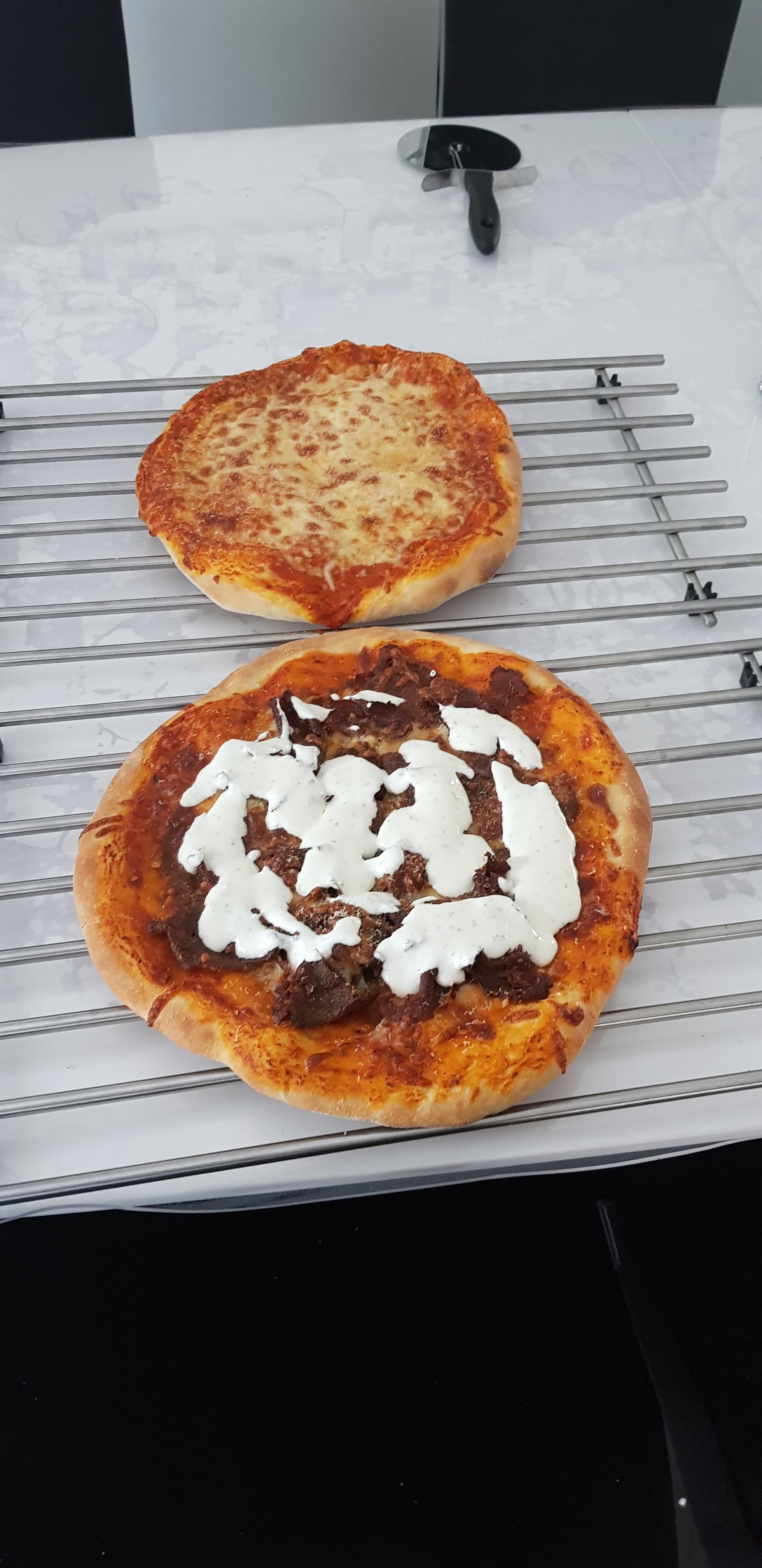 First successful pizza I made with my friend, recipe by adam ragusea r/Pizza