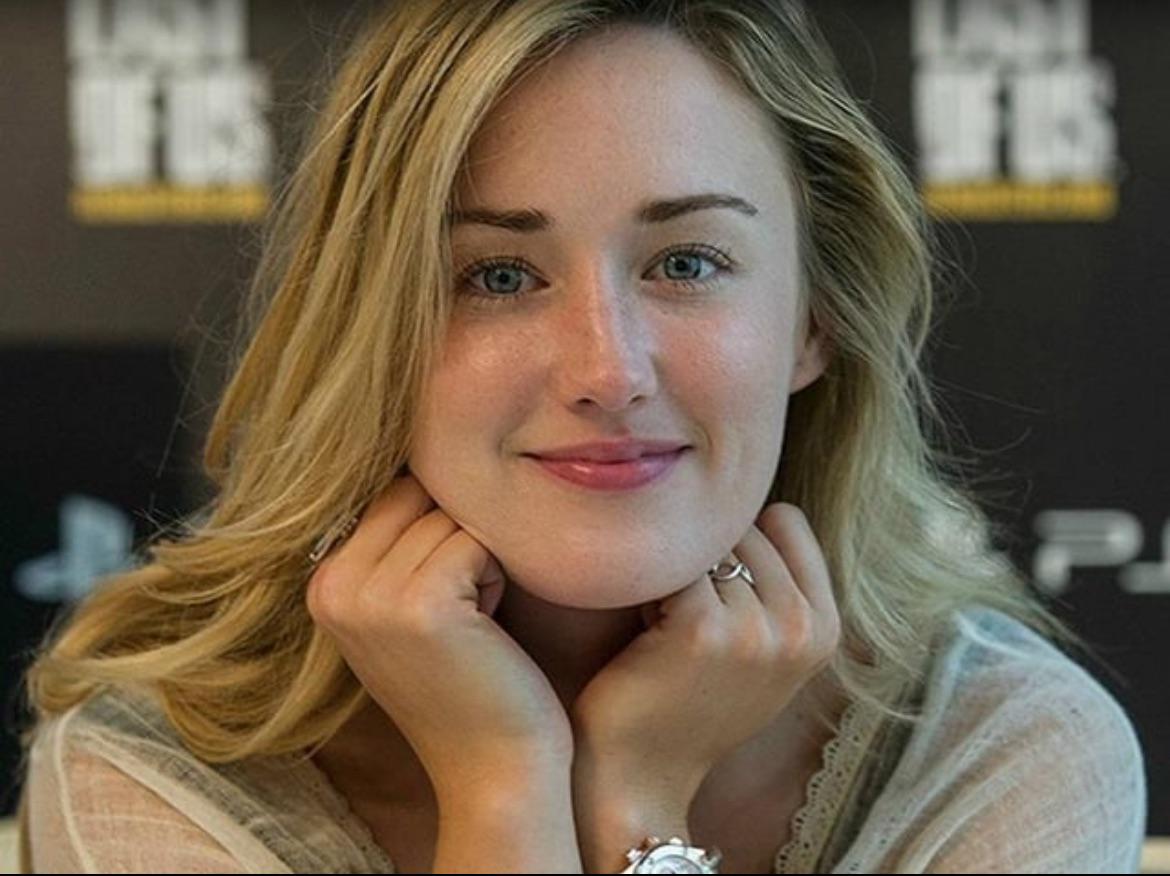 Ashley Johnson : FamousFaces