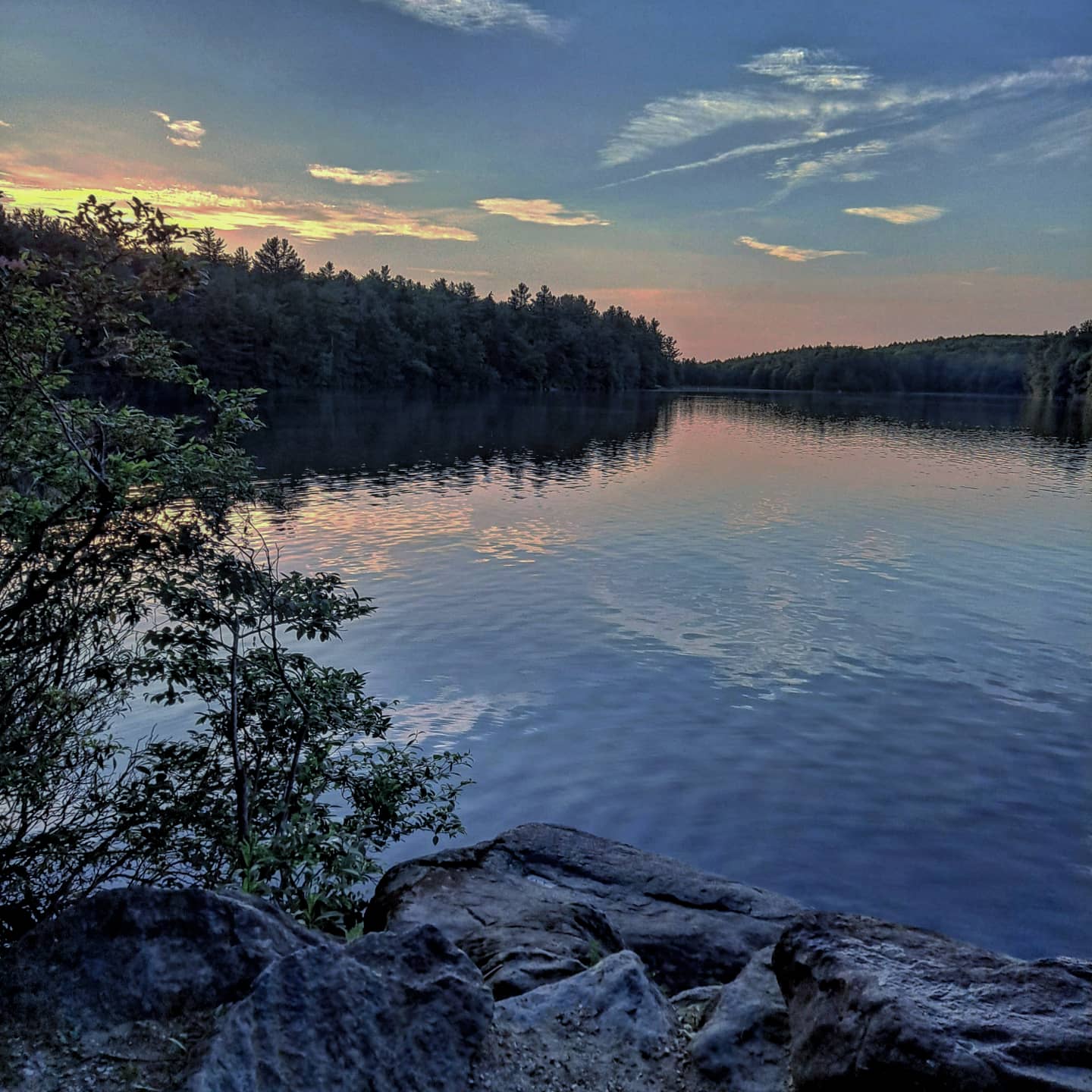 Sunset at upper highland lake in Goshen (d.a.r state forest) r
