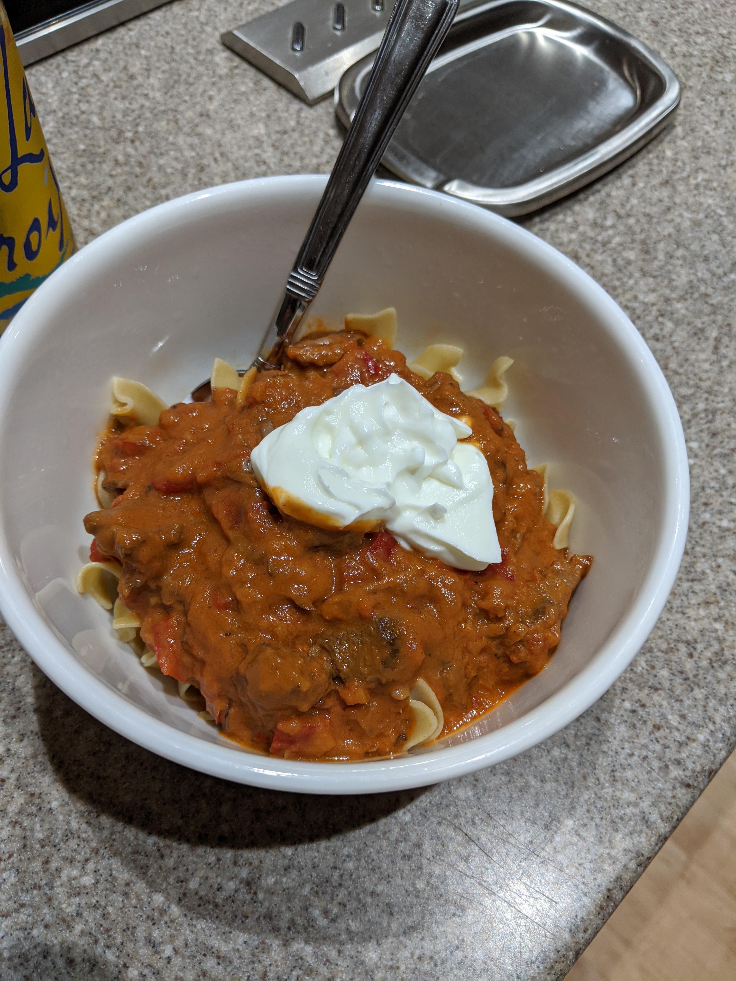 Hungarian goulash with sour cream and egg noodles r/slowcooking