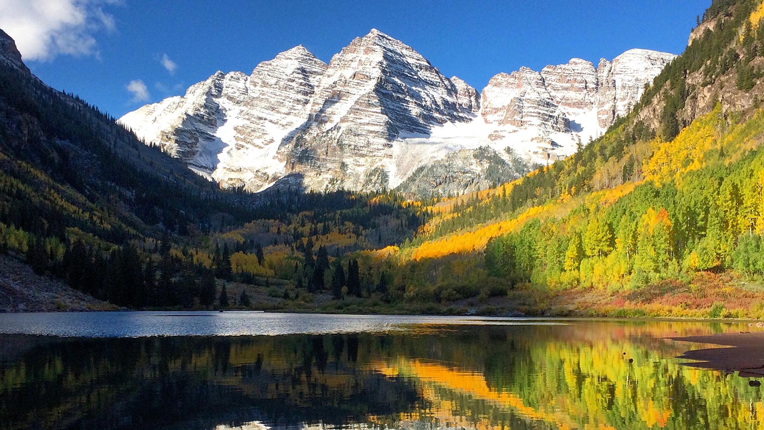 Maroon Bells, CO (Photo credit to u/mistymountainhopsss) [2560 x 1440