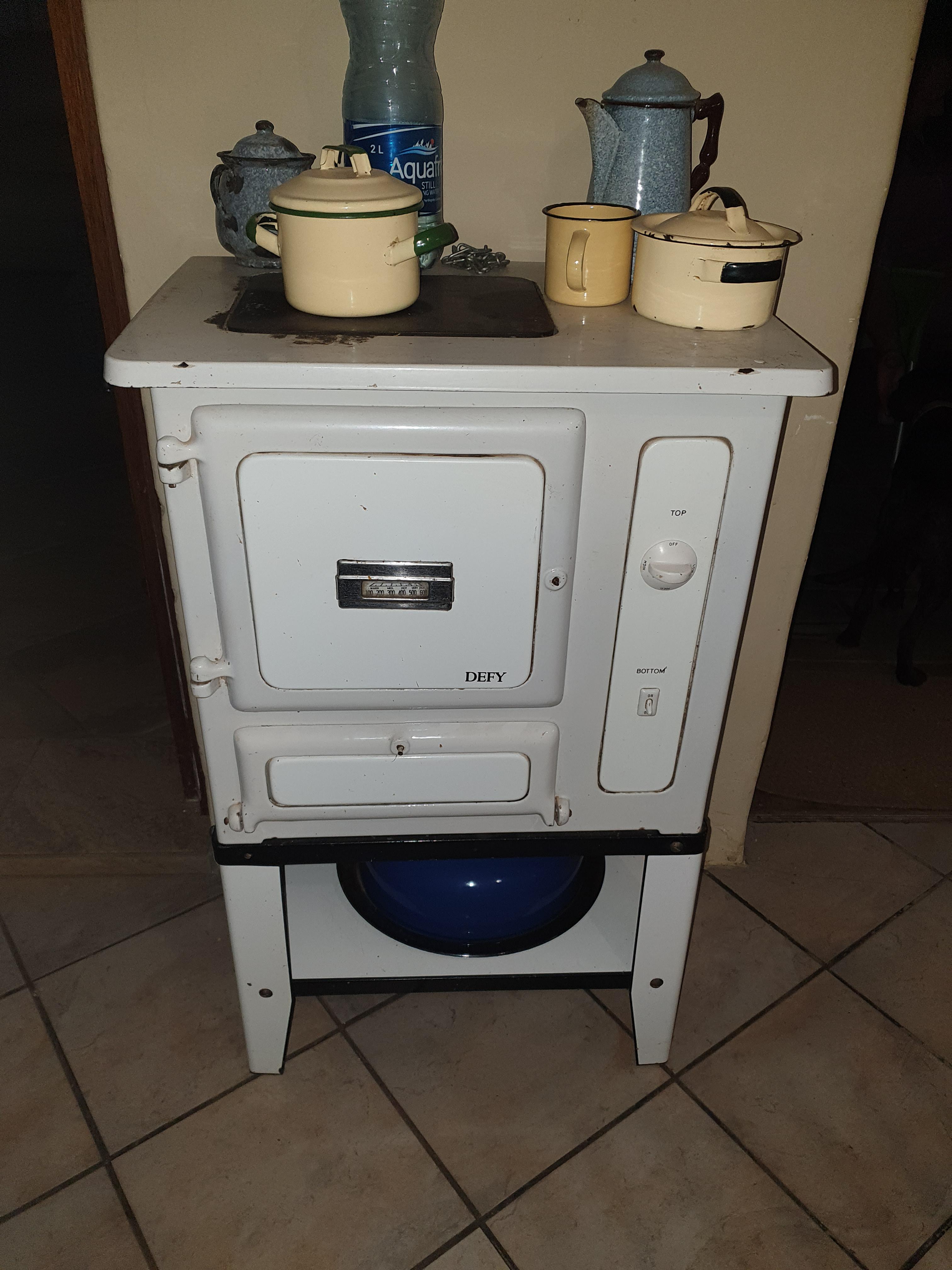 Can someone please tell me how much this Defy stove is worth still in
