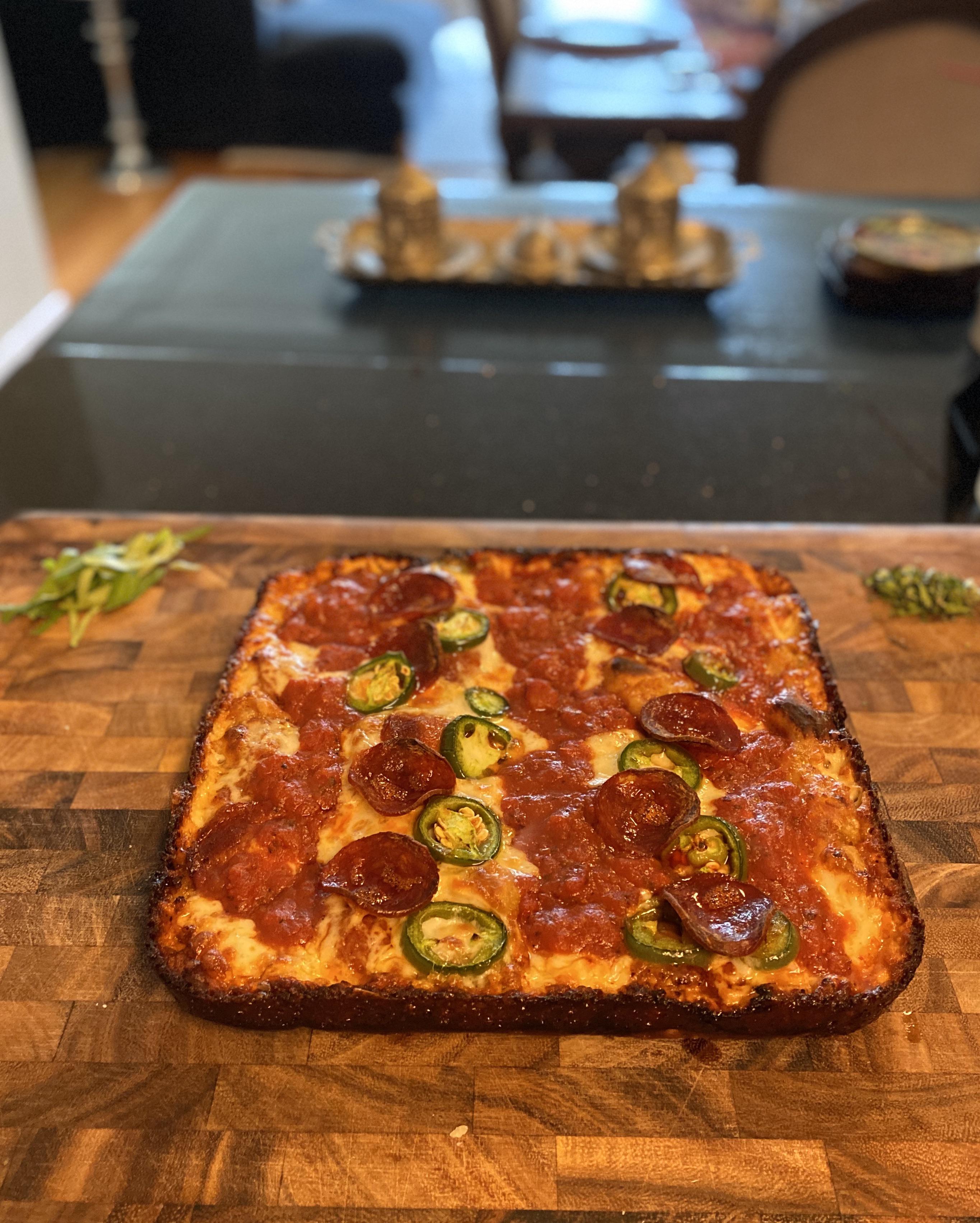 Made the serious eats Detroit style last night r/Pizza