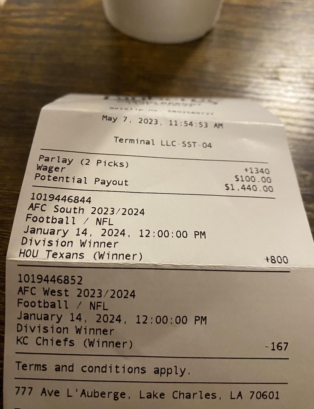 25 lighters on my dresser, yes sir. I gots to get paid r/Texans