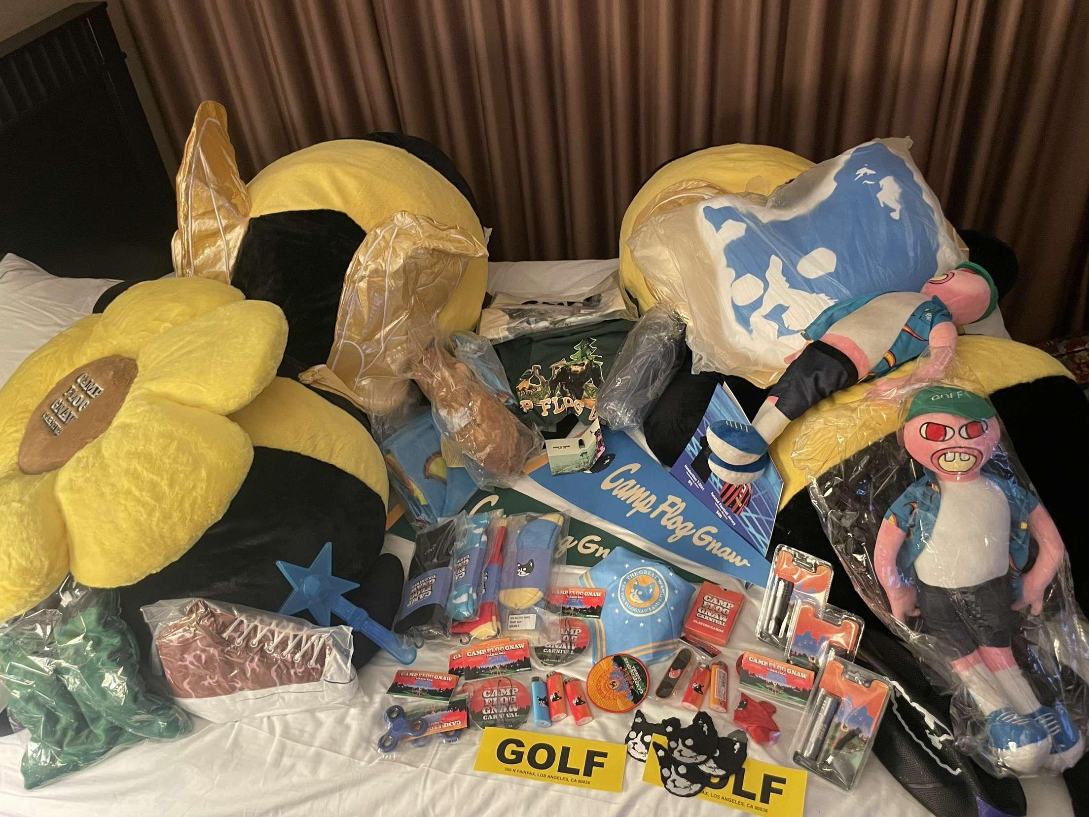 2023 carnival prizes and merch! r/CampFlogGnaw