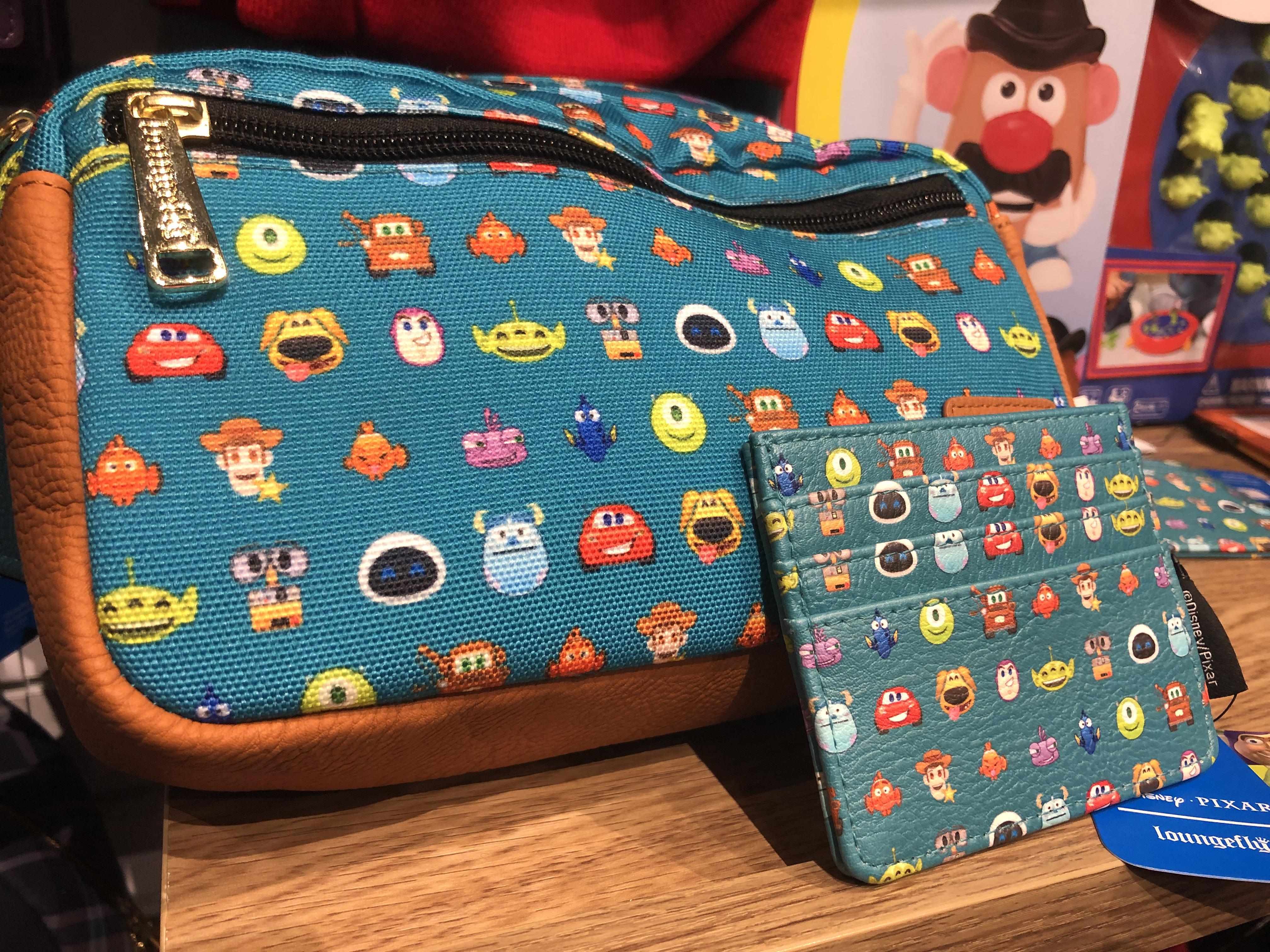 Found this DEB bag and credit card wallet at Boxlunch r/disneyemojiblitz
