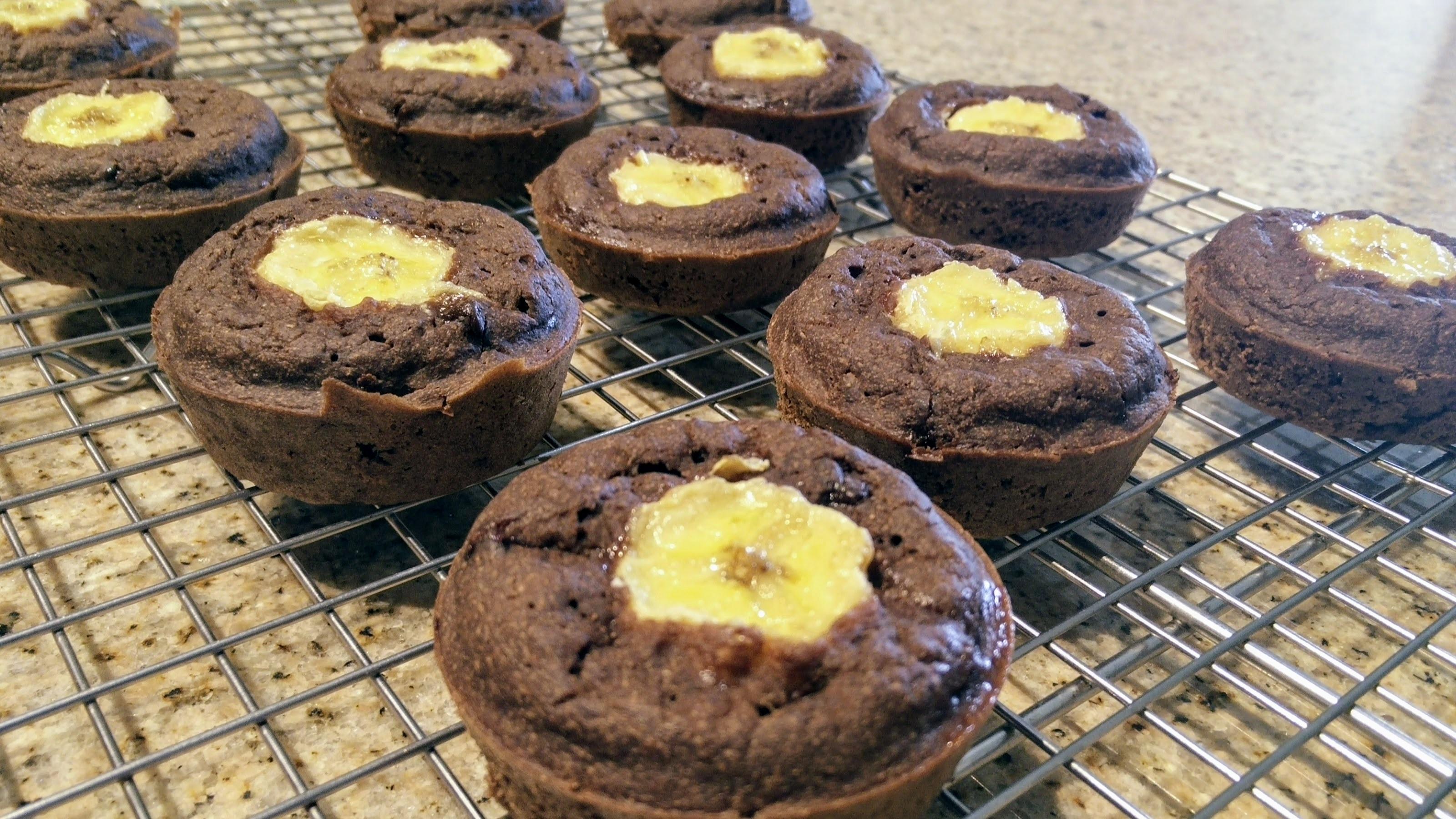 Chocolate Banana Pancake Muffins (105 Cal each and satisfies my