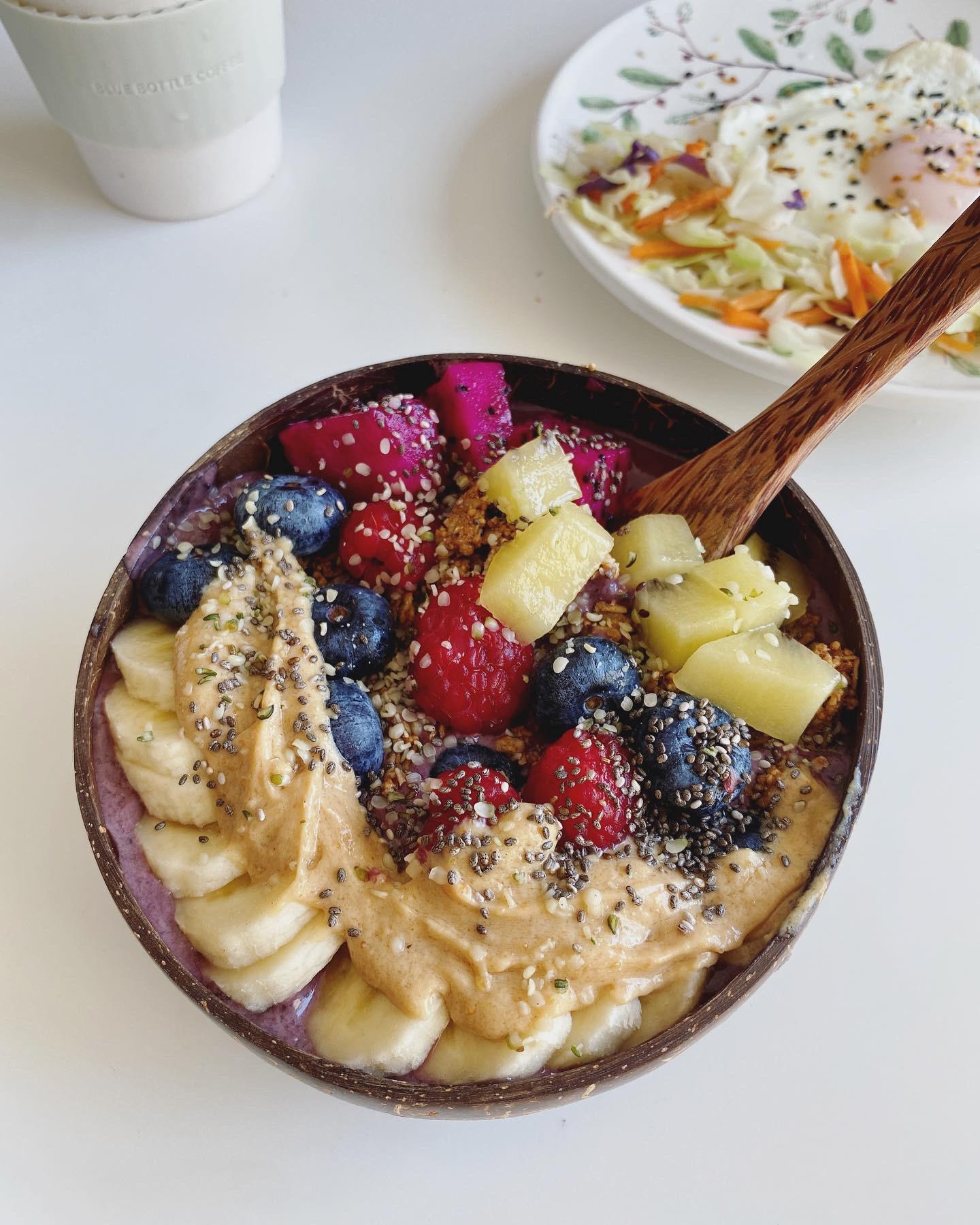 I made an açaí bowl using Trader Joe’s frozen unsweetened açaí purée