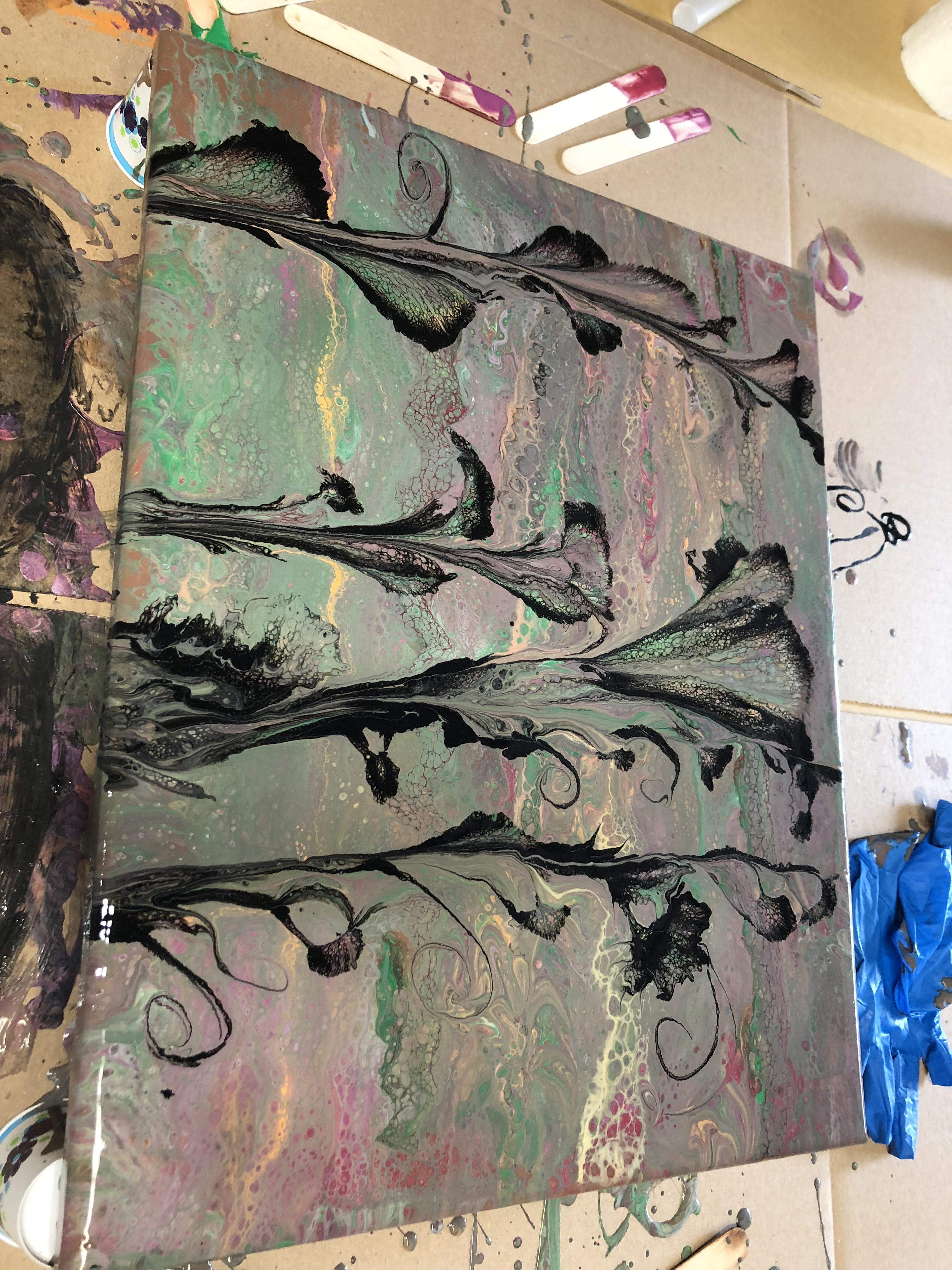 Acrylic dirty paint pour with paint manipulation with string pulling. r/PourPainting