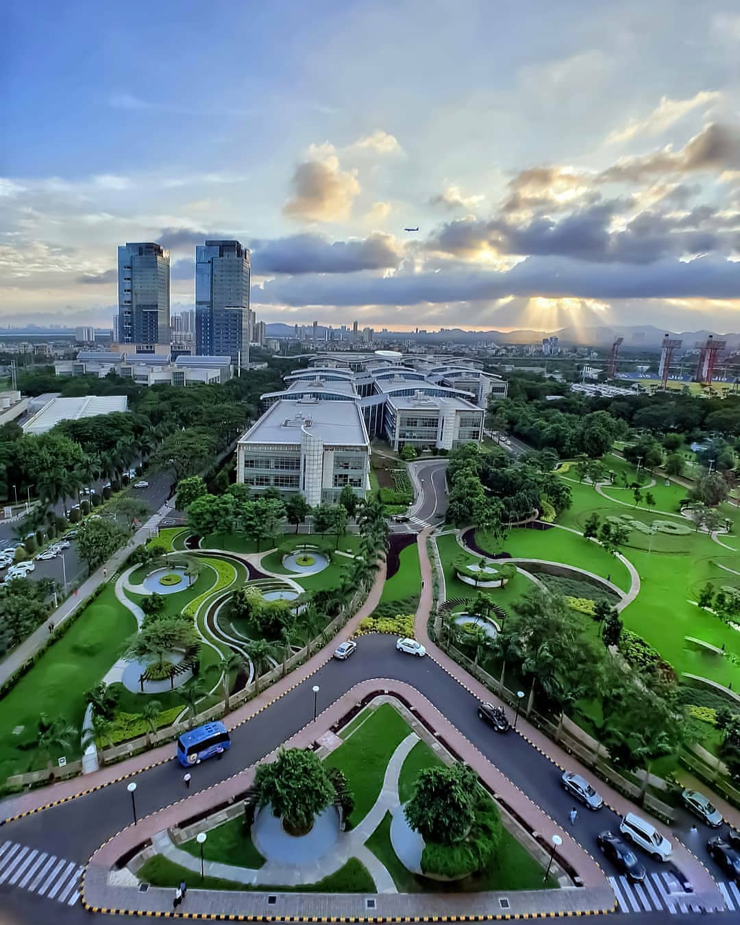 Reliance corporate park,ghansoli,mumbai. r/IndiaSpeaks