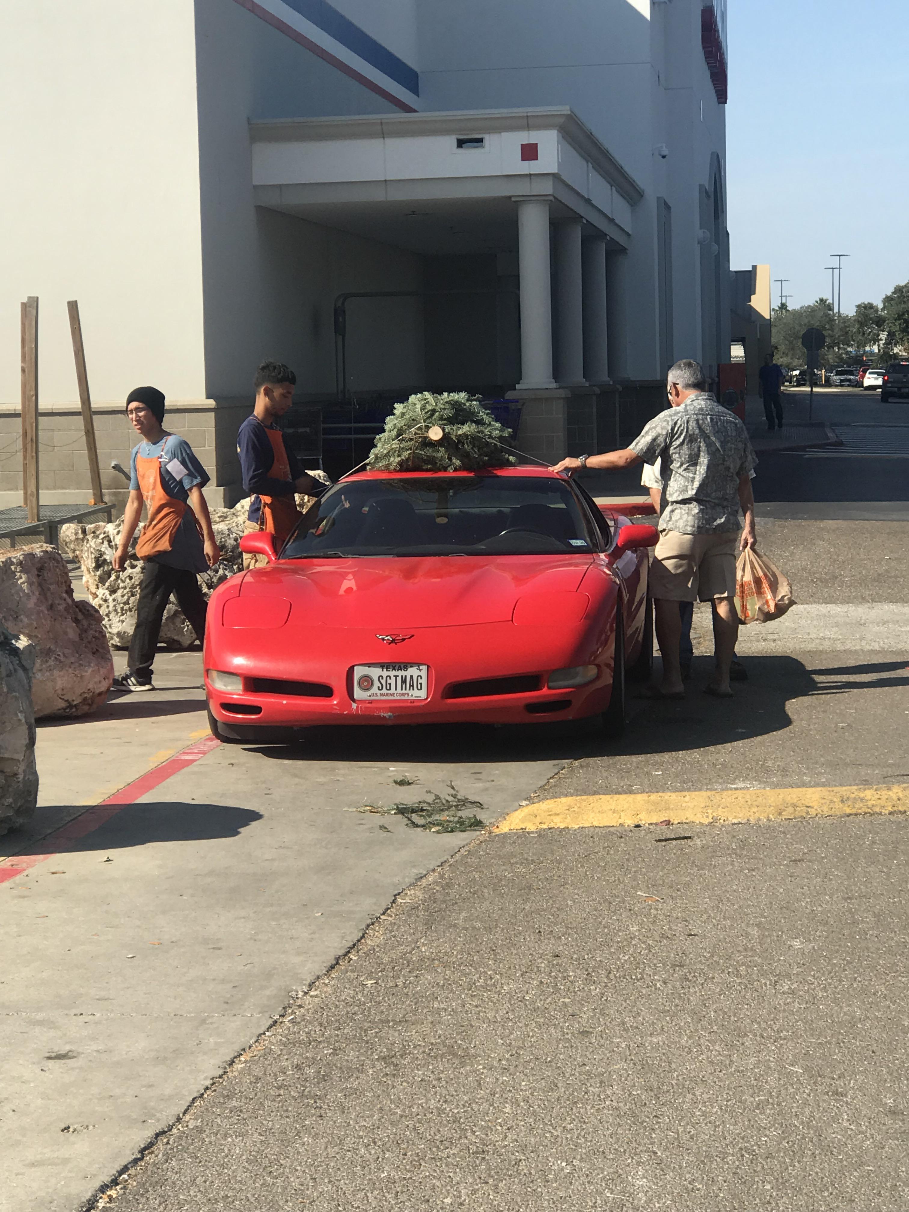 Scratch the paint or rent a truck r/IdiotsInCars