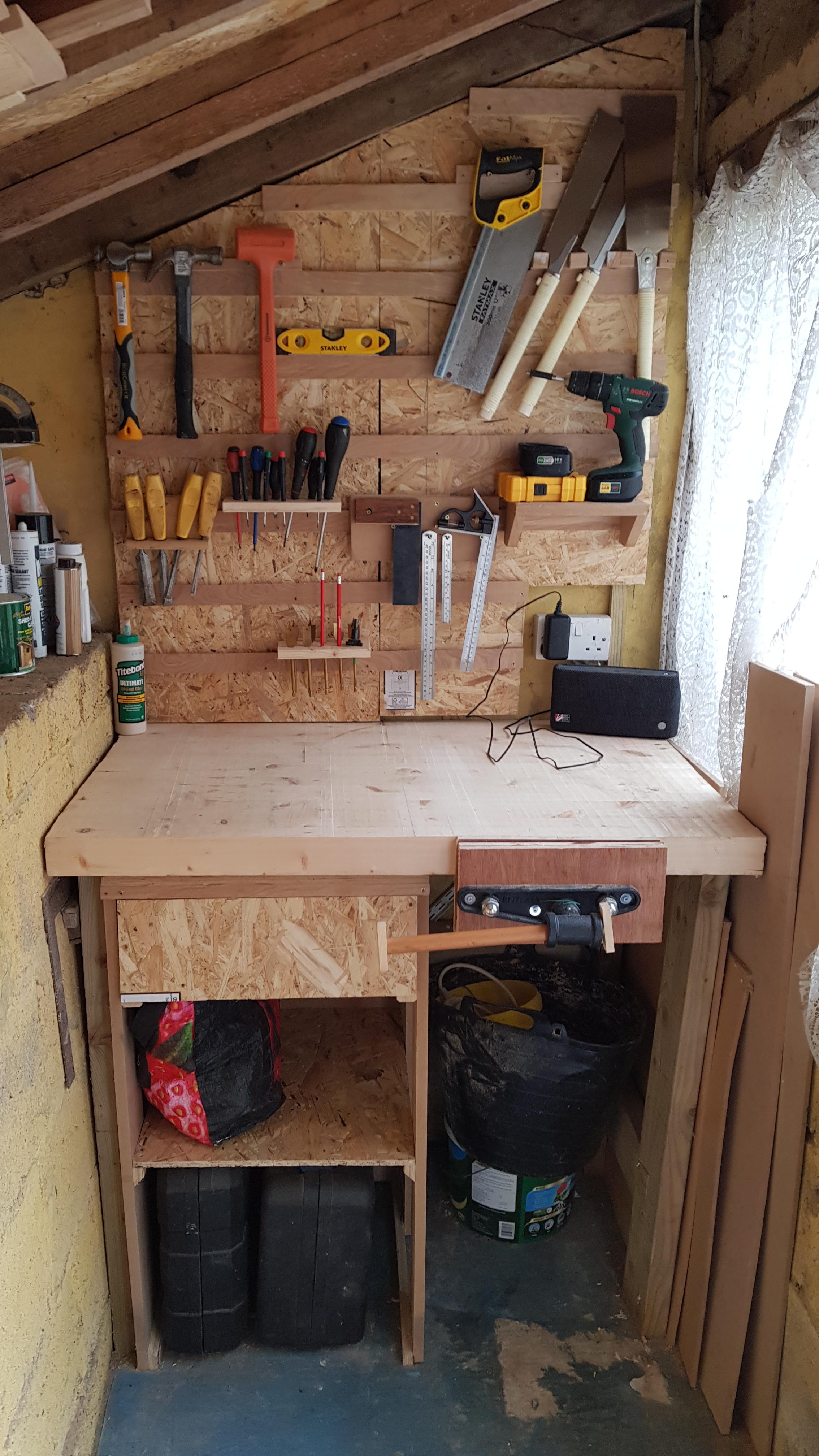 My new compact workbench, in my compact shed. r/Workbenches