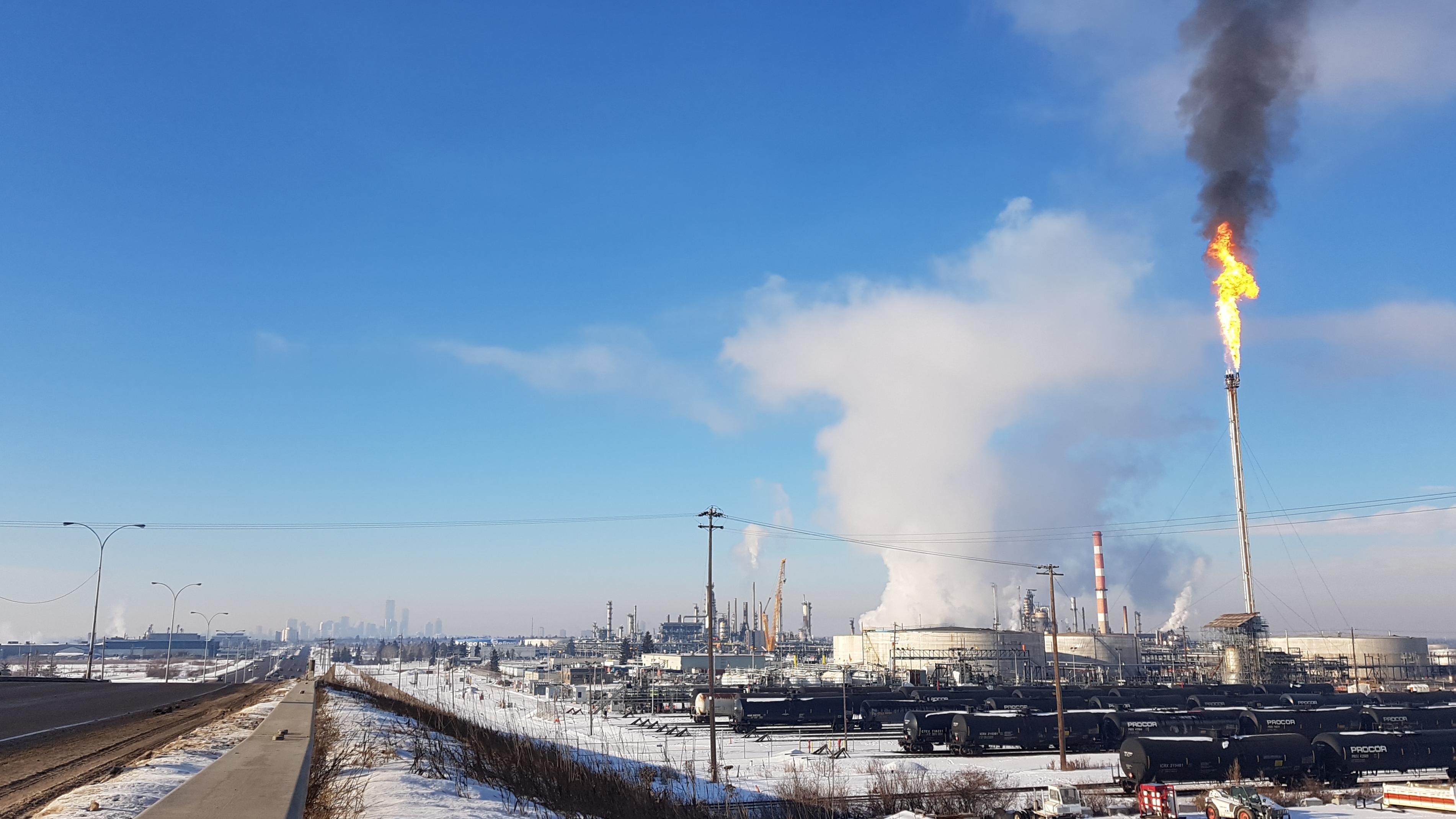 Air quality warning in effect, might as well flare. r/Edmonton
