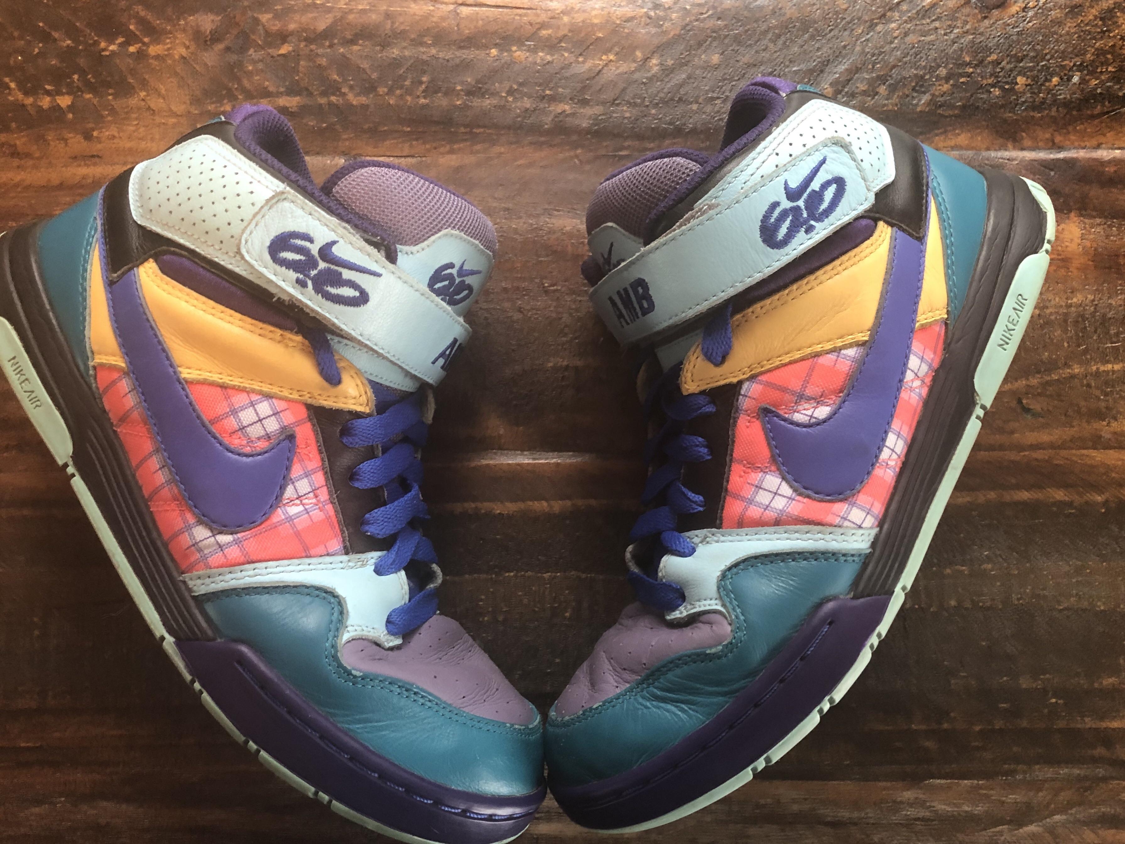 Found these sweet Nike’s. At the local thrift store. r/ThriftStoreHauls