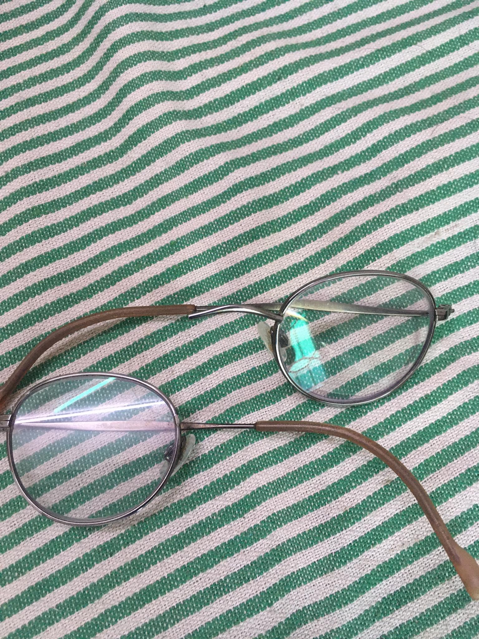 My favorite frames are broken; my optician told me because they're