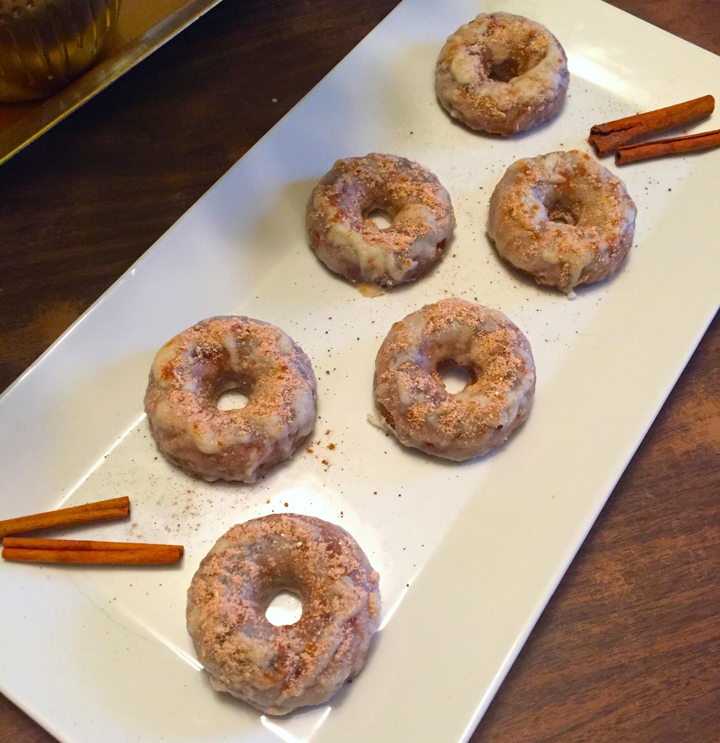 Keto Maple Cinnamon Donuts r/ketorecipes