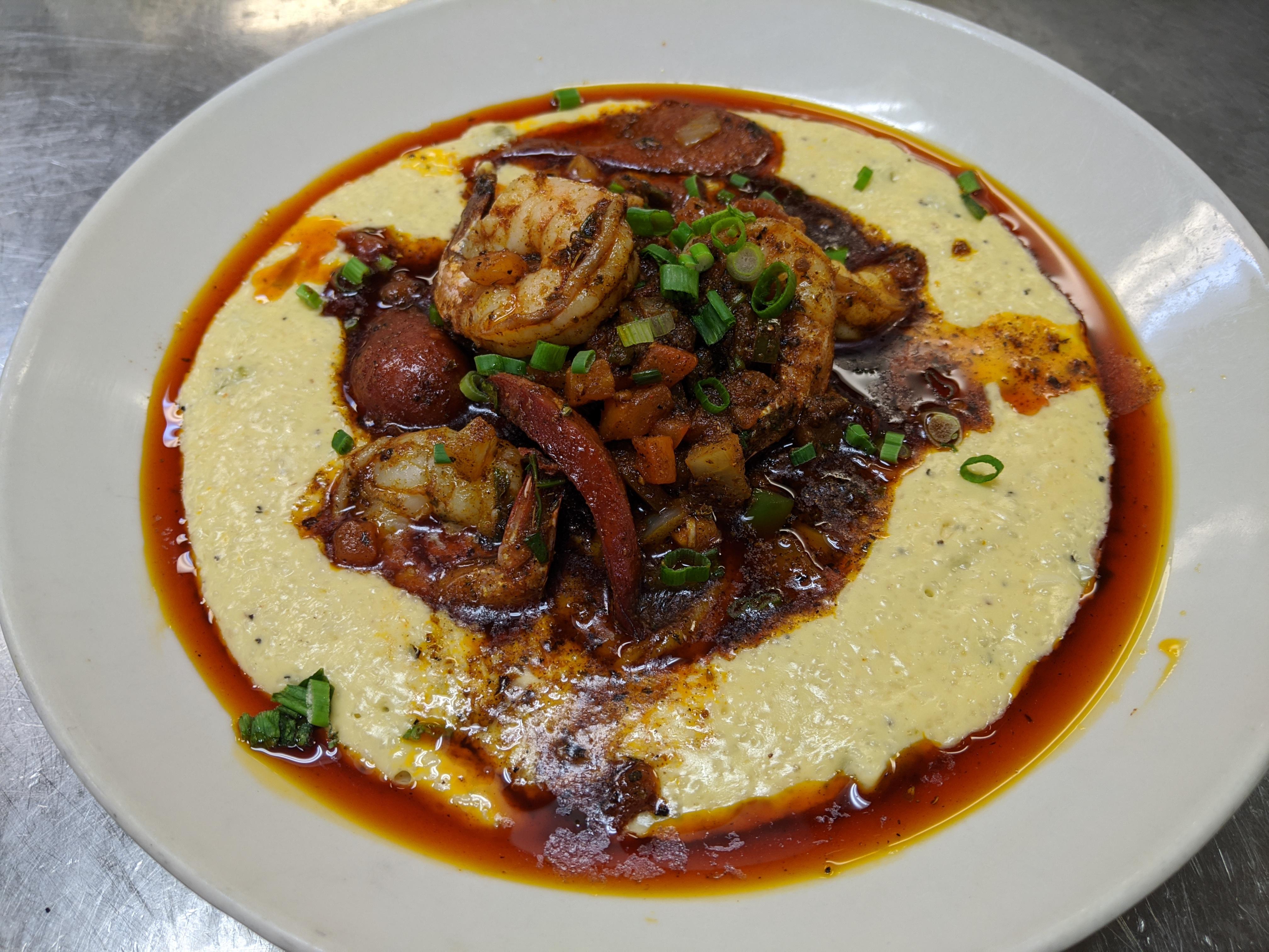 [pro/Chef] Cheesy Green Chilli Shrimp & Grits r/food
