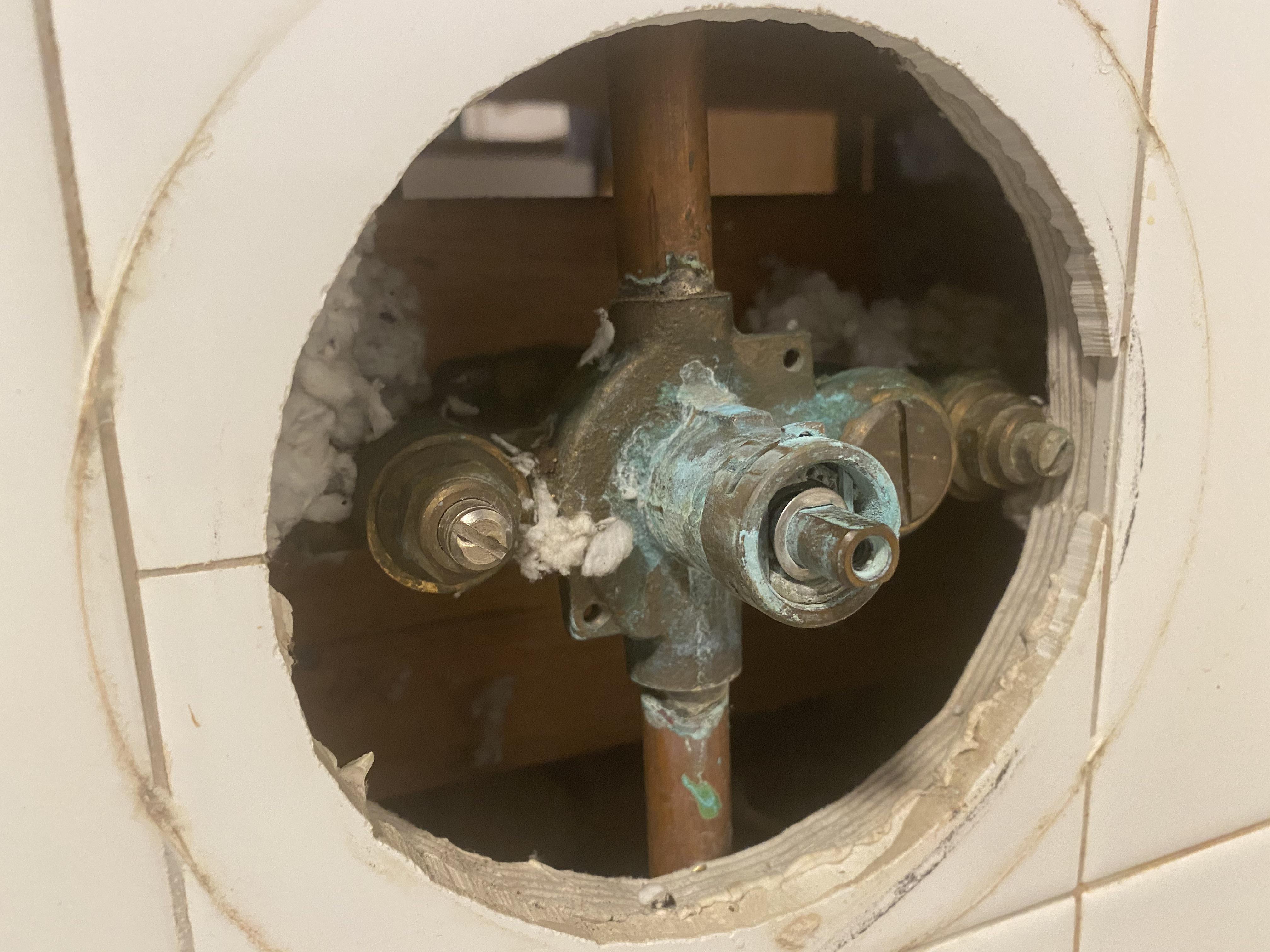 My bathroom faucet quite suddenly stopped flowing... r/Plumbing