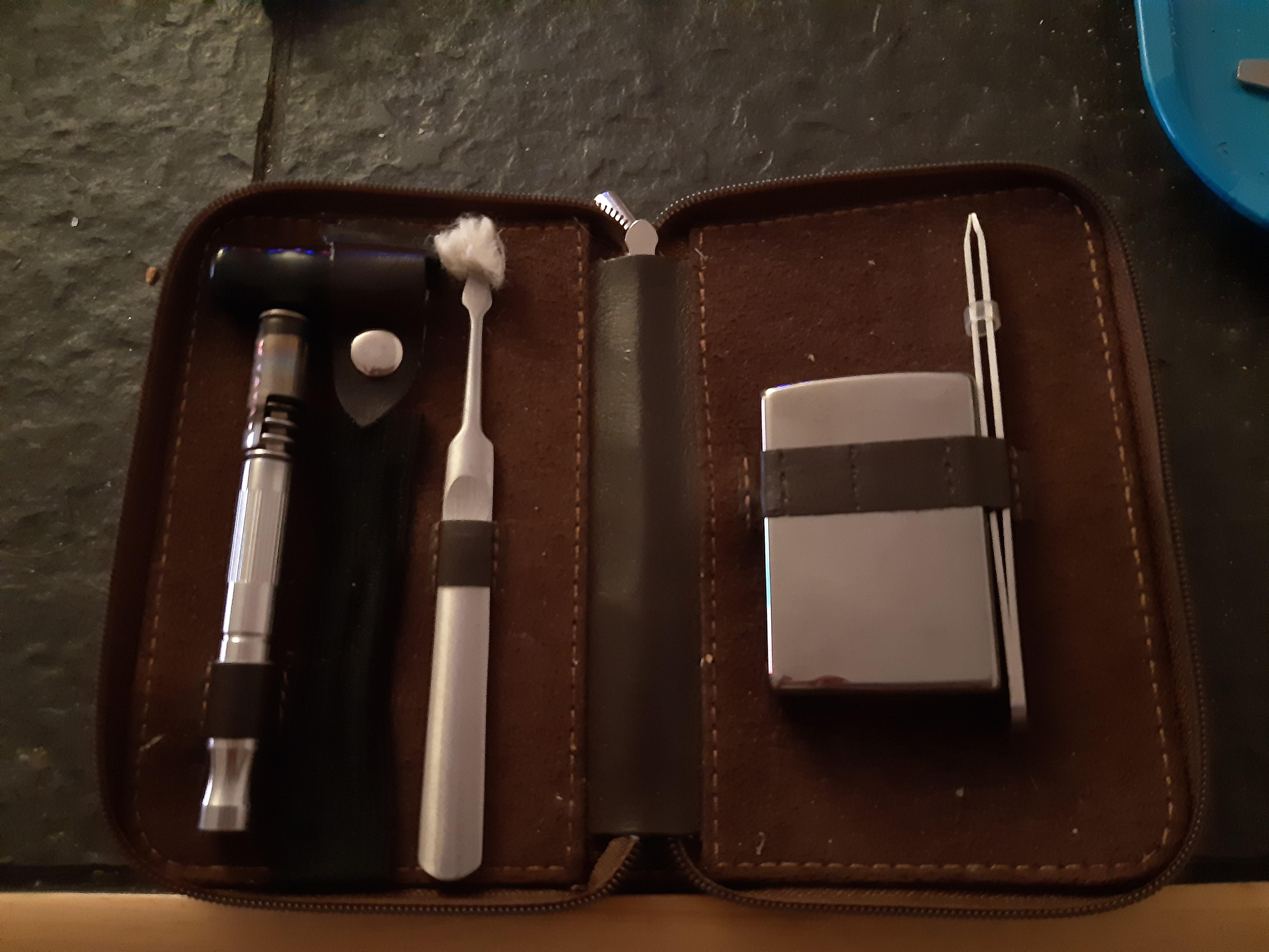 I keep my Dynavap and it's accessories in a modified leather nail kit