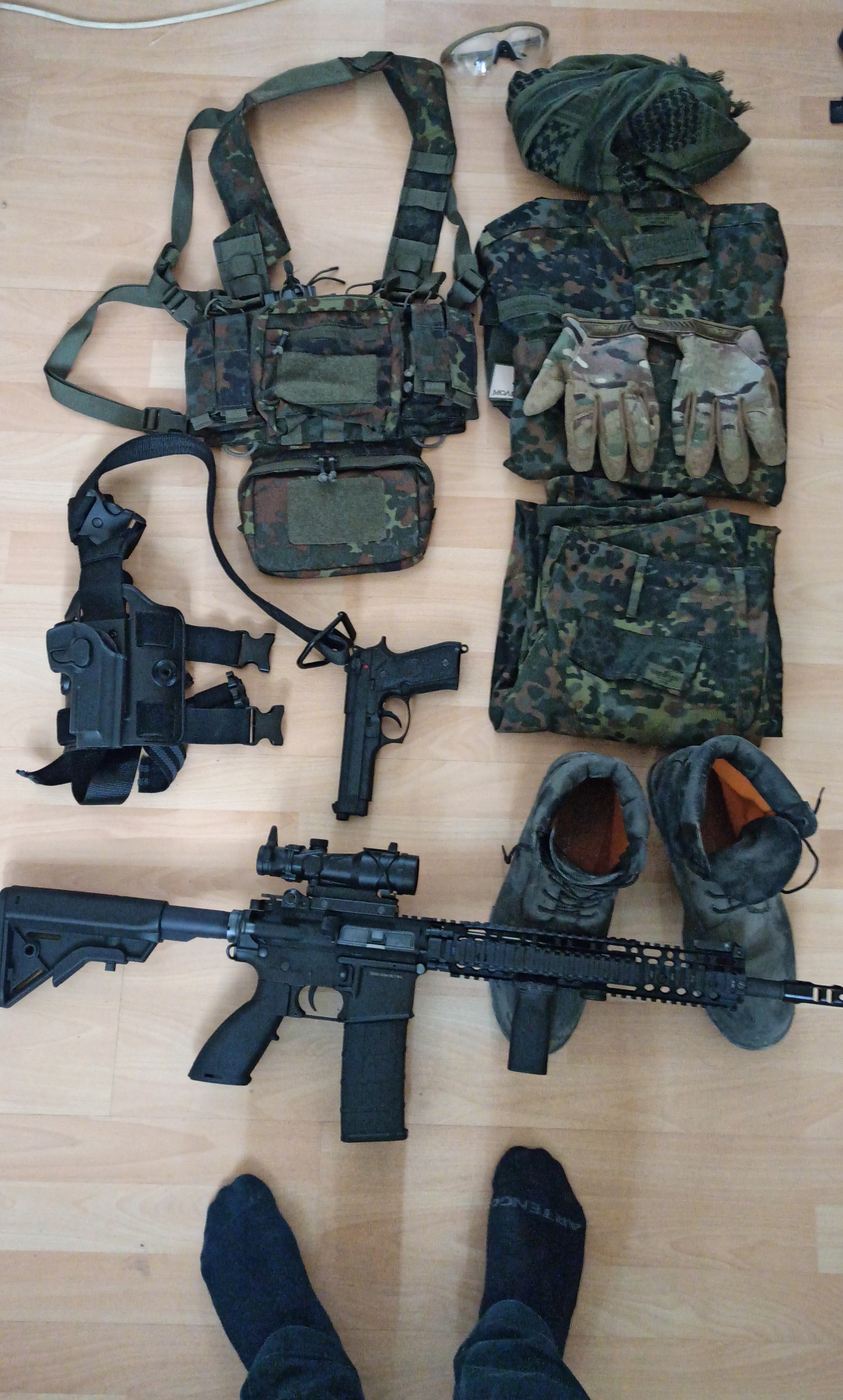 After 4 months into airsoft, here's my loadout r/airsoft