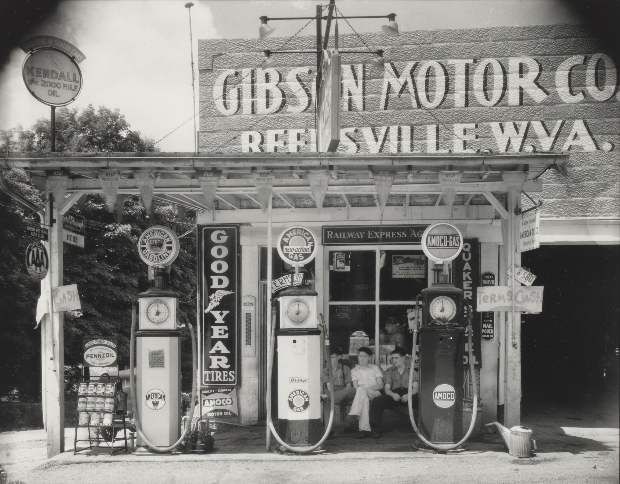 Gibson Motor Company Gas Station. Reedsville, WV June 1935 r/WestVirginia