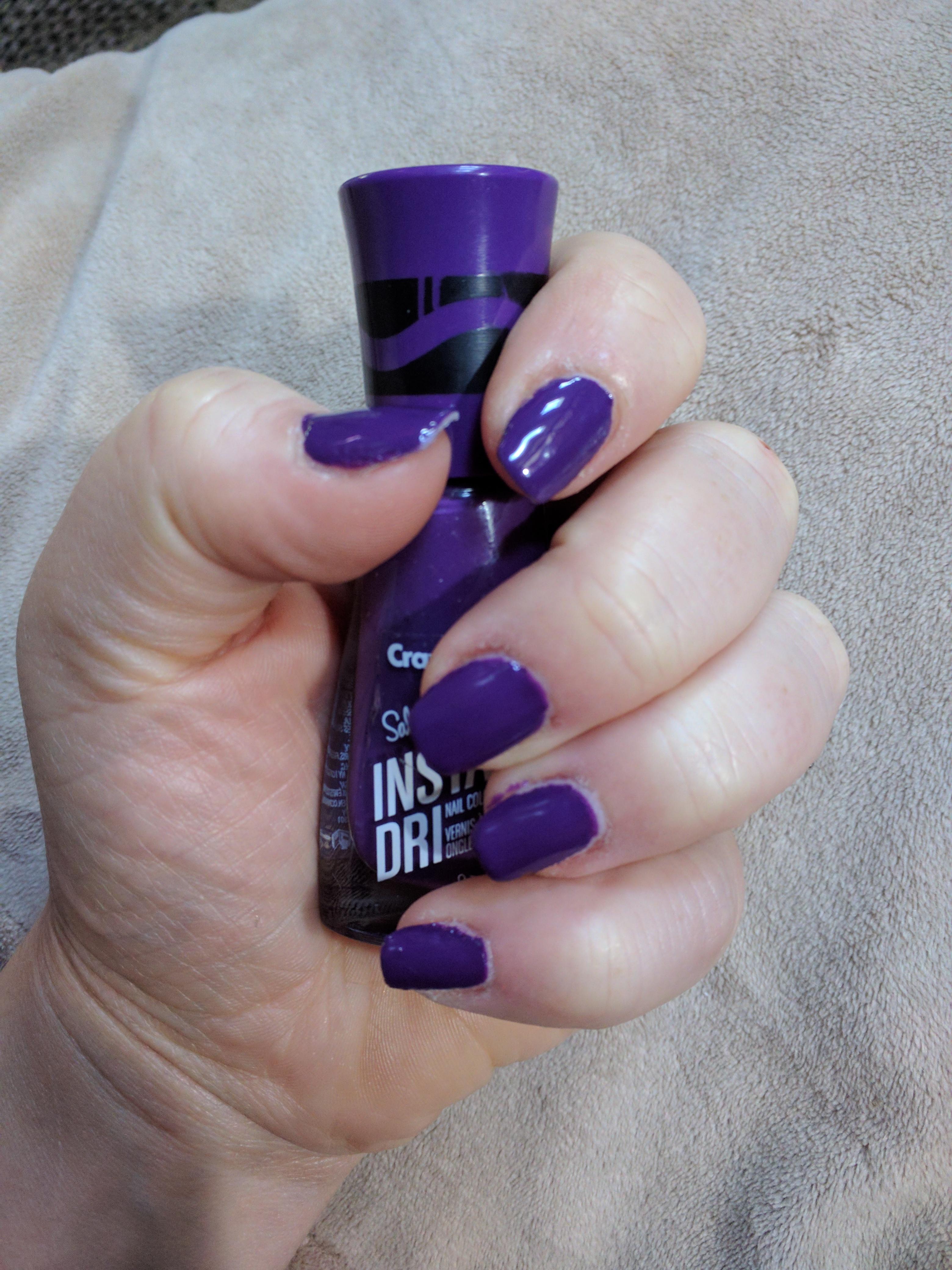 I recently stopped biting my nails, thanks to dip gels! I have only