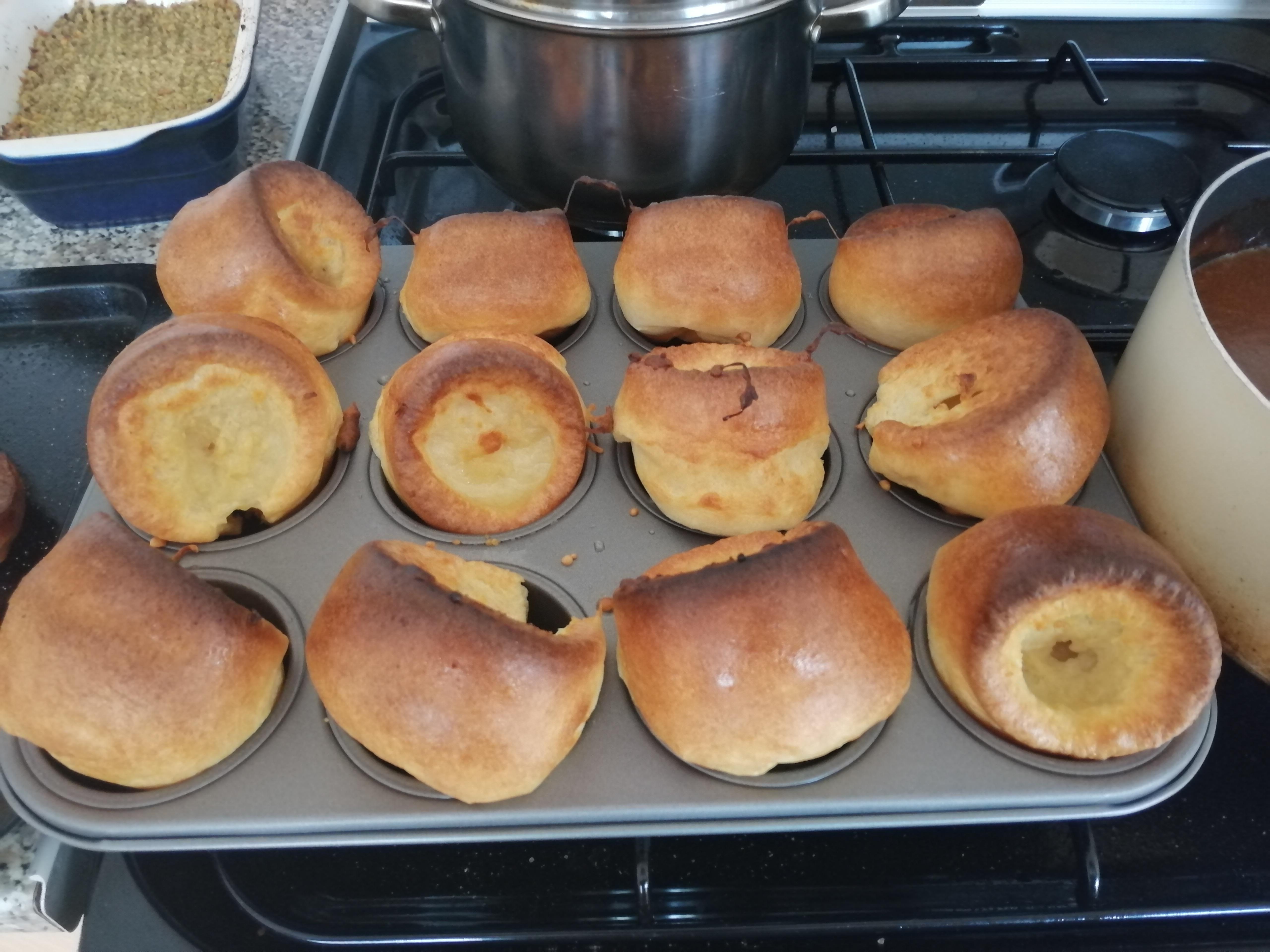 [homemade] Yorkshire puddings. r/food