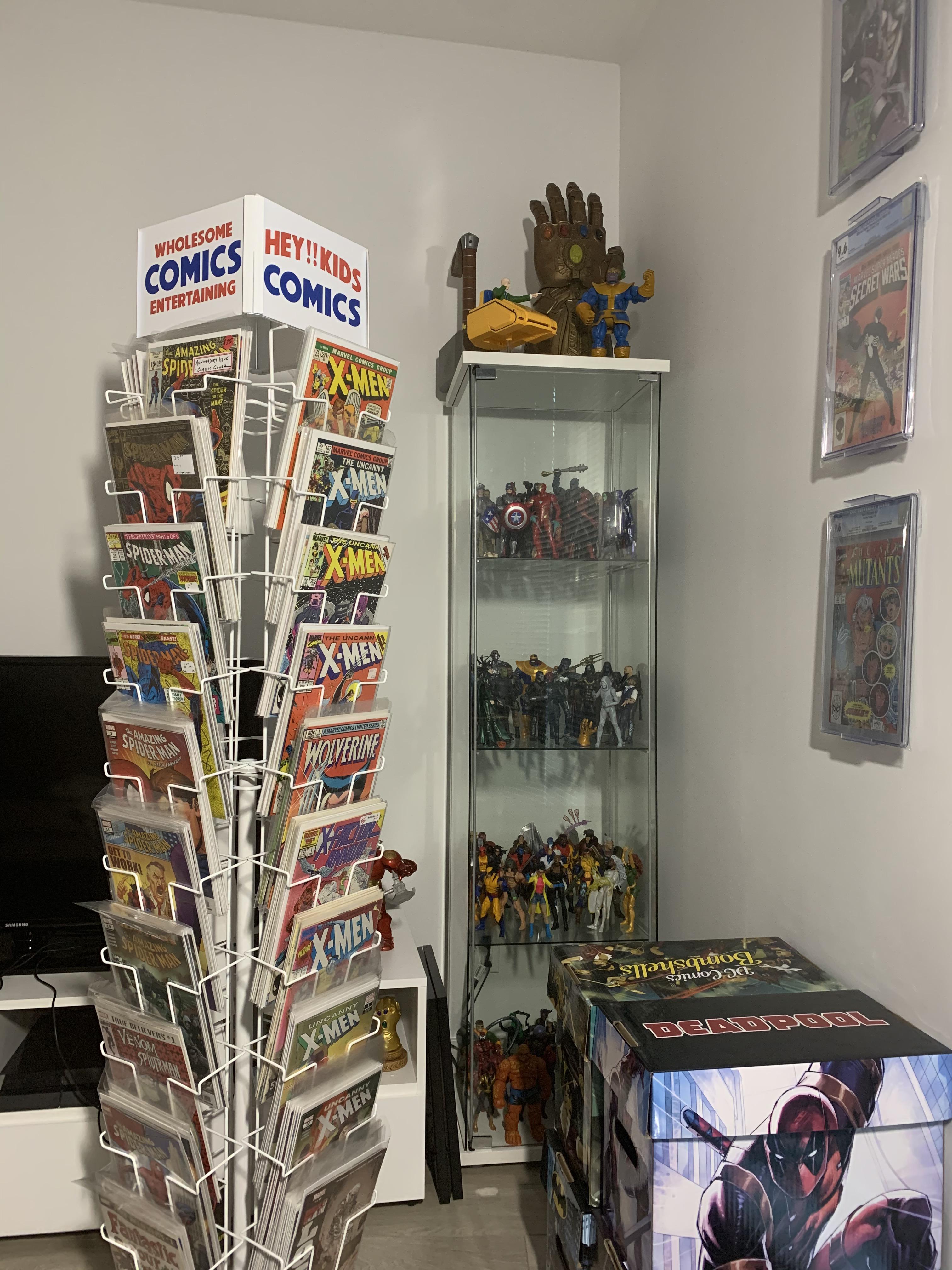 Finally getting around to organizing my comics this spinner rack has